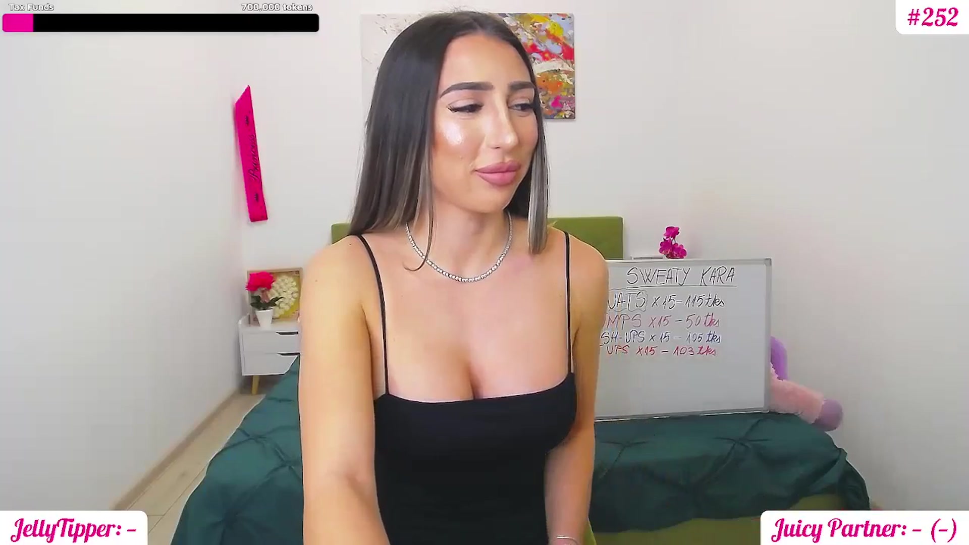 Gallery image thumbnail from JuicyJelly's myfreecams stream on, 03/26/2025, 16:58 image 13 of 20