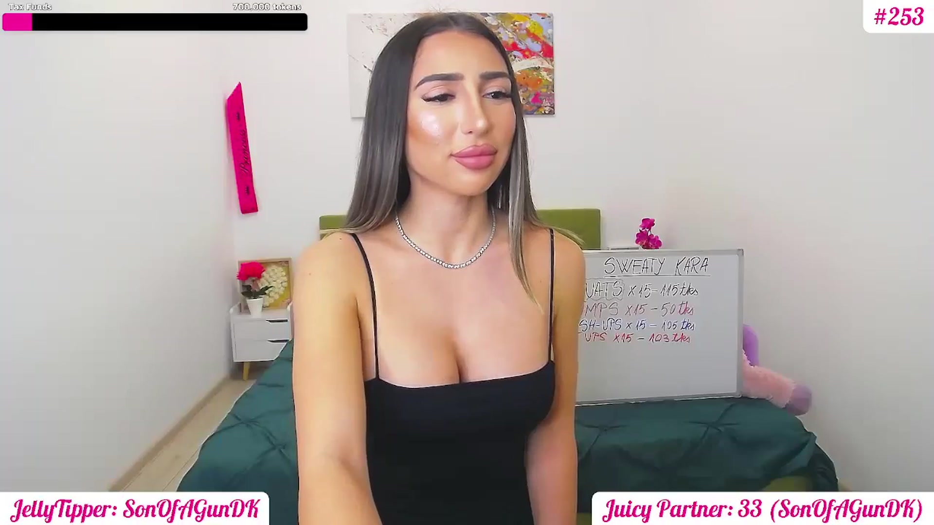 Gallery image thumbnail from JuicyJelly's myfreecams stream on, 03/26/2025, 16:58 image 18 of 20