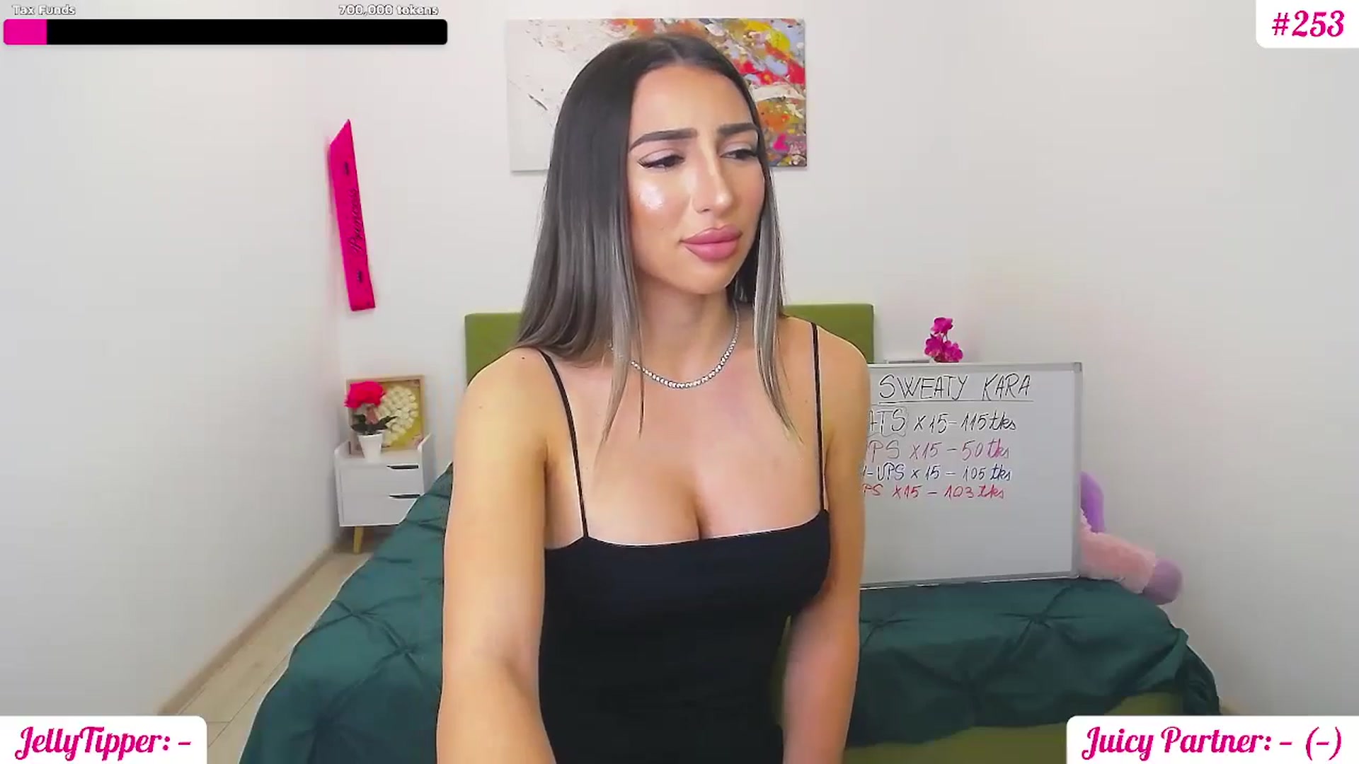 Gallery image thumbnail from JuicyJelly's myfreecams stream on, 03/26/2025, 16:58 image 14 of 20
