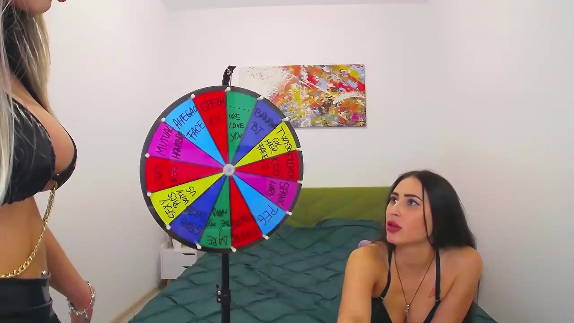 Gallery image thumbnail from JuicyJelly's myfreecams stream on, 03/29/2025, 16:59 image 17 of 20