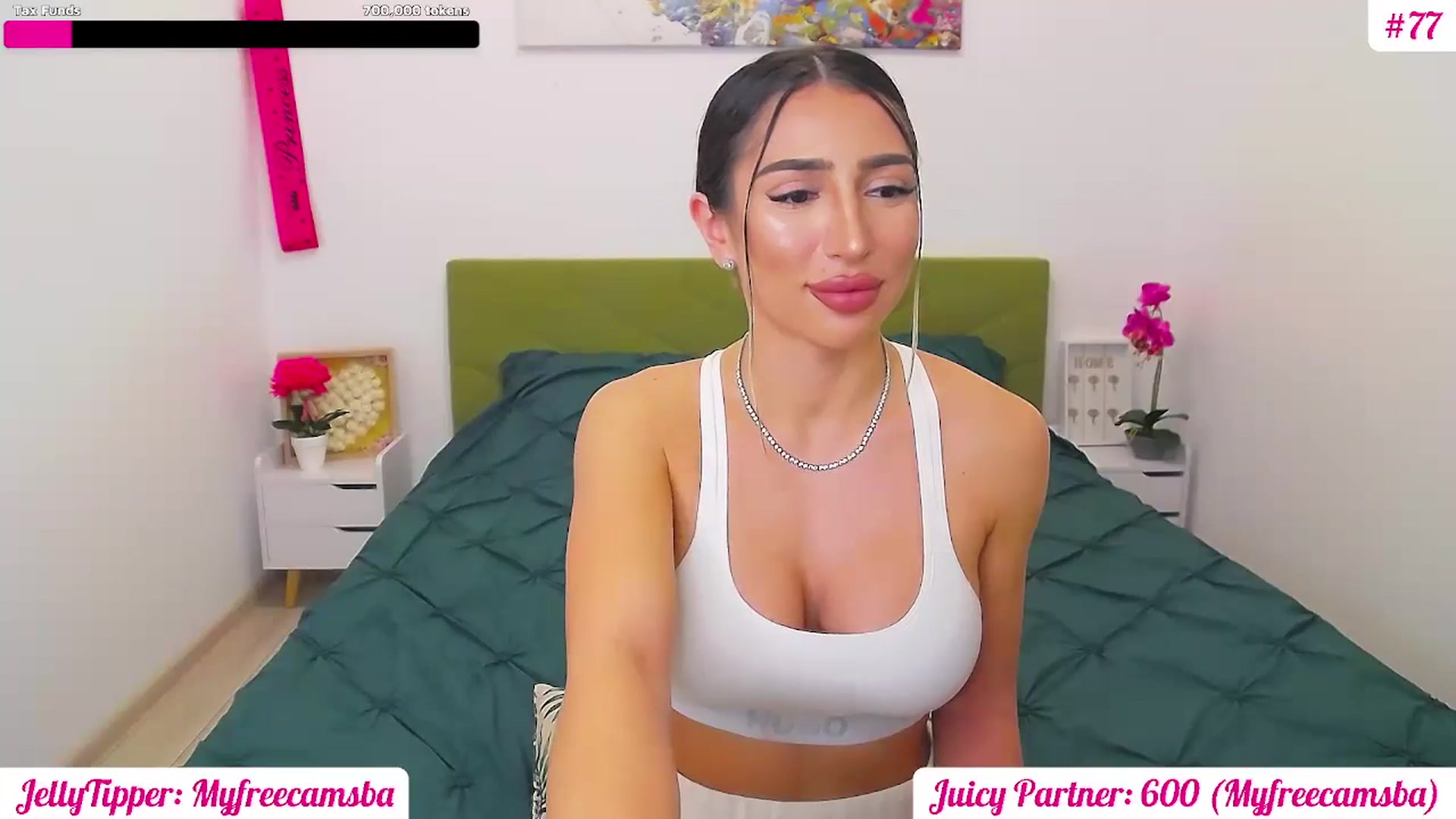 Gallery image thumbnail from JuicyJelly's myfreecams stream on, 04/01/2025, 19:37 image 9 of 20
