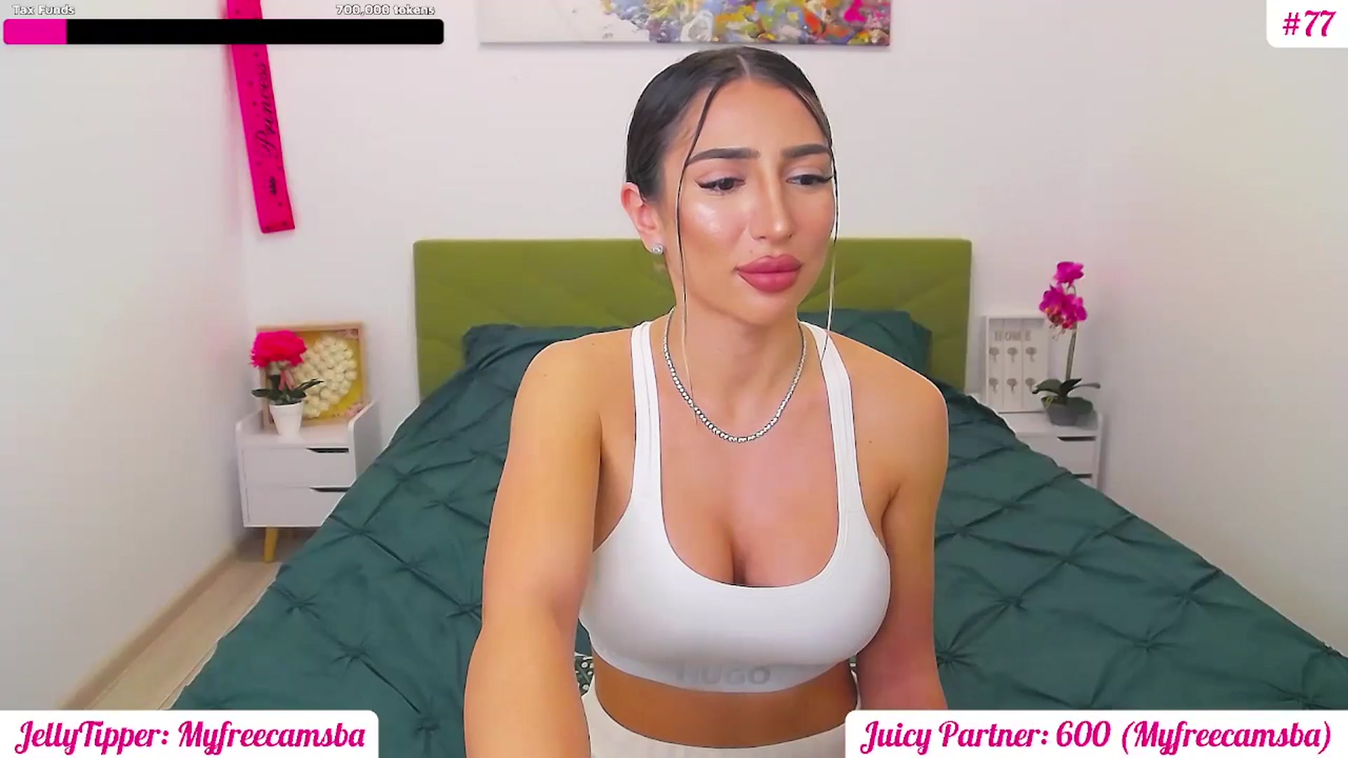 Gallery image thumbnail from JuicyJelly's myfreecams stream on, 04/01/2025, 19:37 image 12 of 20