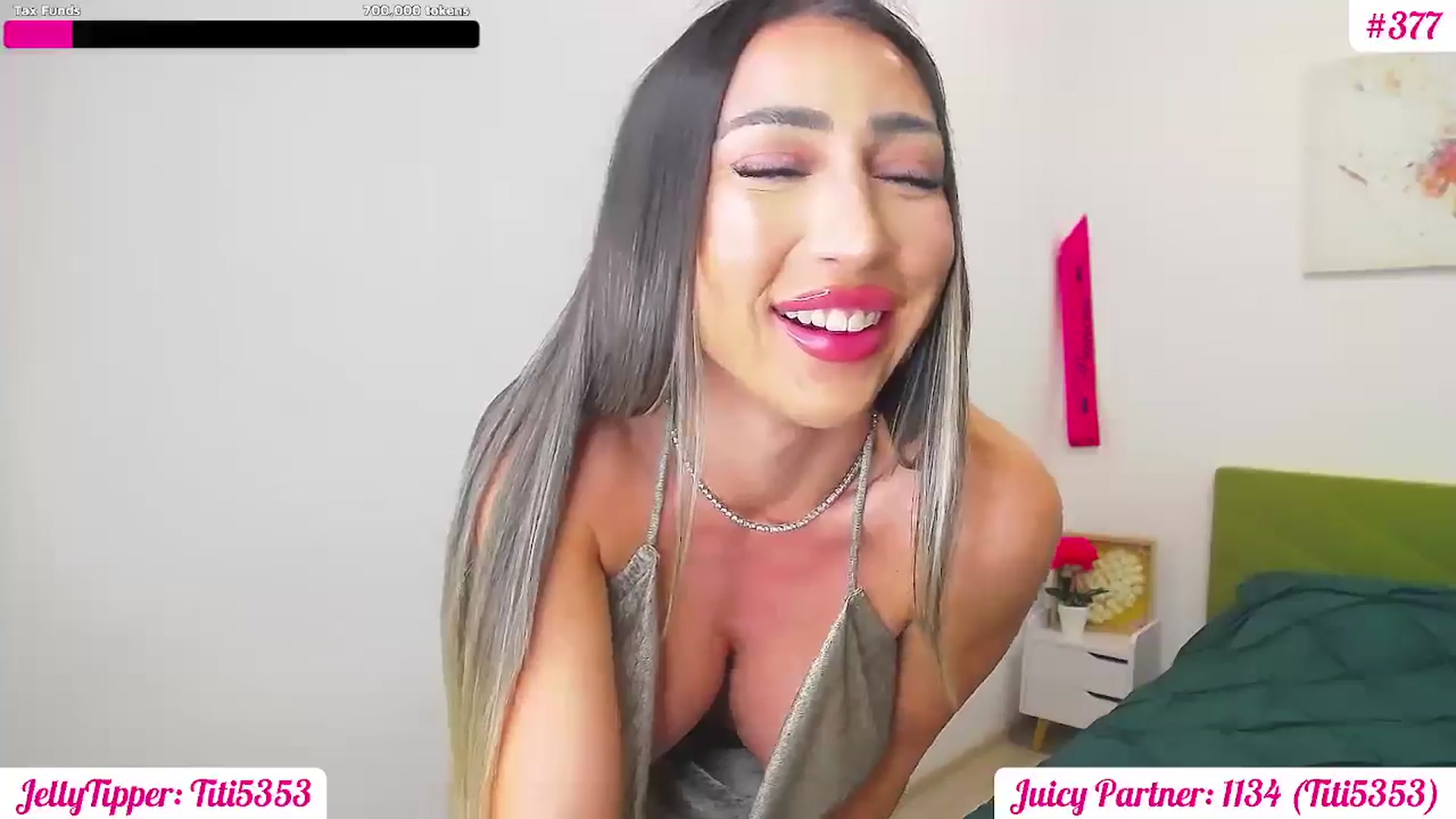 Gallery image thumbnail from JuicyJelly's myfreecams stream on, 04/03/2025, 19:17 image 14 of 20
