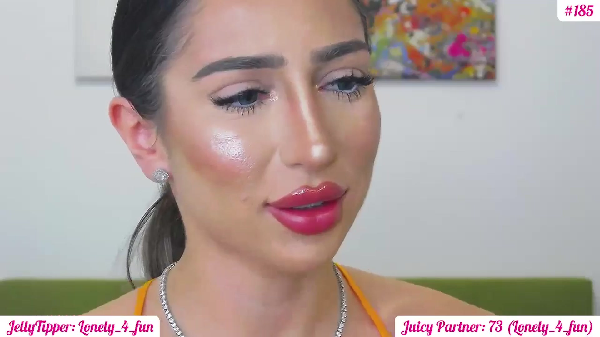 Gallery image thumbnail from JuicyJelly's myfreecams stream on, 04/06/2025, 16:34 image 13 of 20