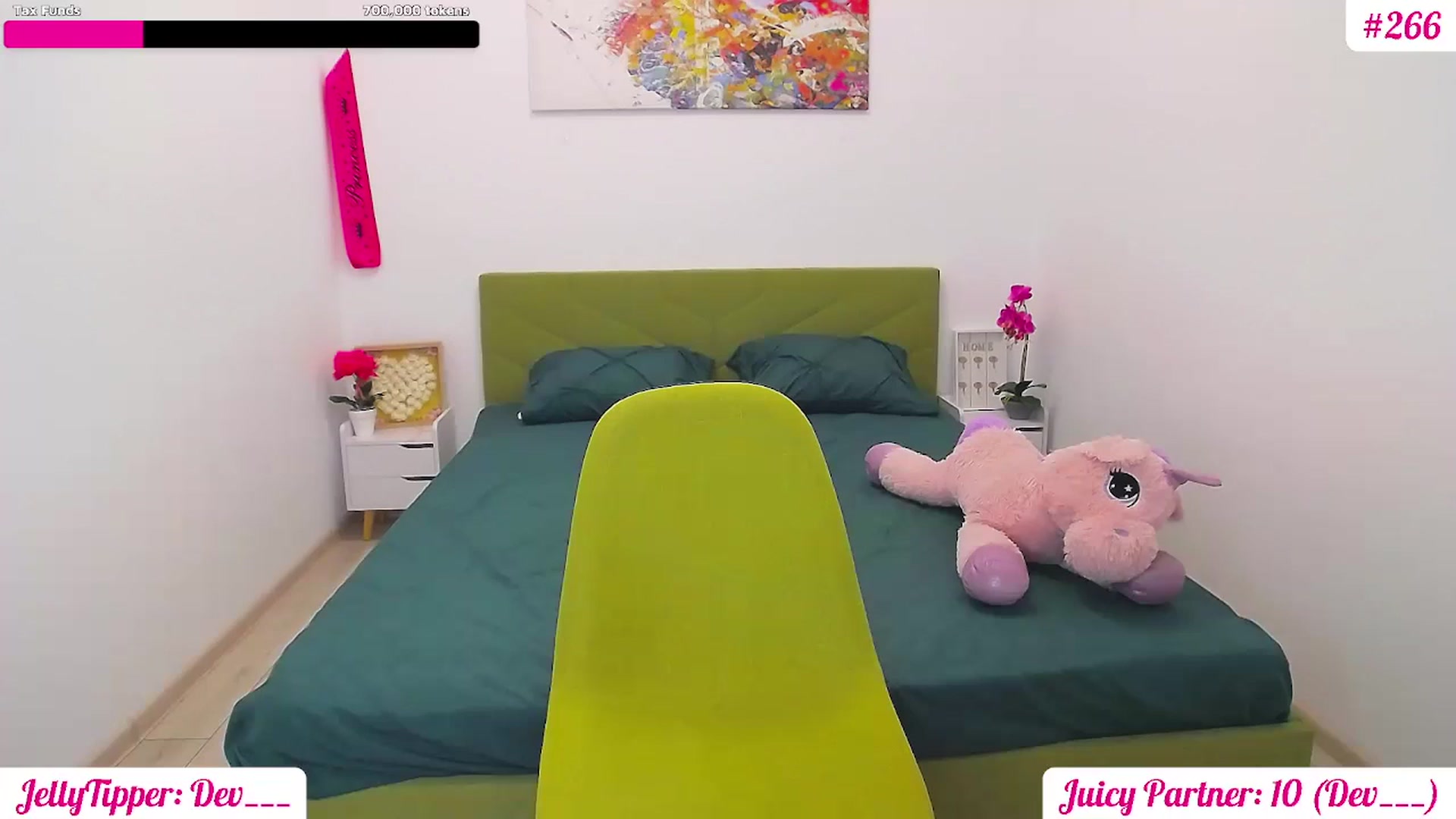 Gallery image thumbnail from JuicyJelly's myfreecams stream on, 05/15/2025, 16:55 image 5 of 20