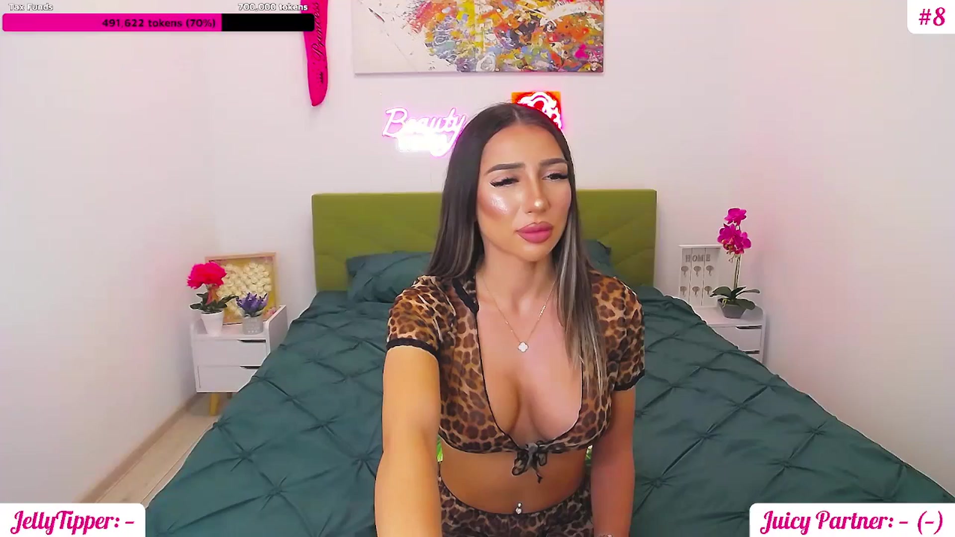 Gallery image thumbnail from JuicyJelly's myfreecams stream on, 06/02/2025, 18:33 image 10 of 20