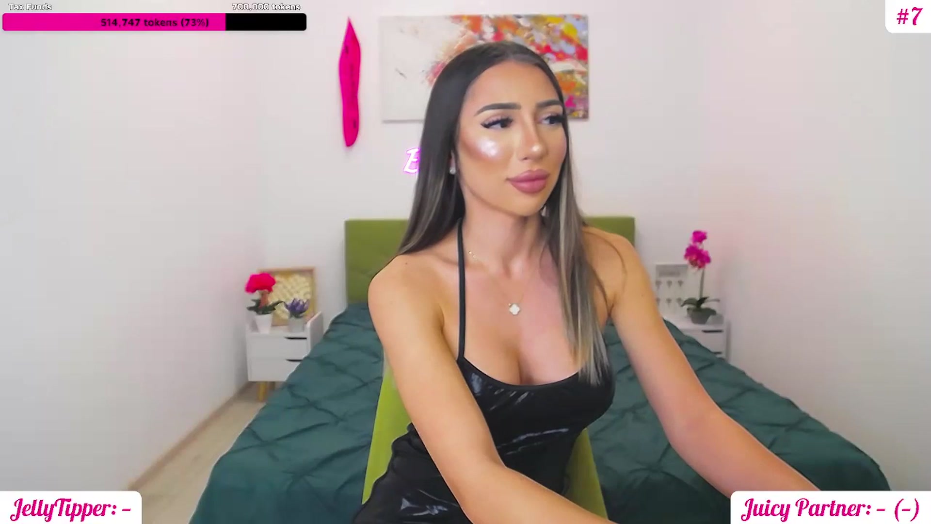 Gallery image thumbnail from JuicyJelly's myfreecams stream on, 06/03/2025, 17:56 image 3 of 20