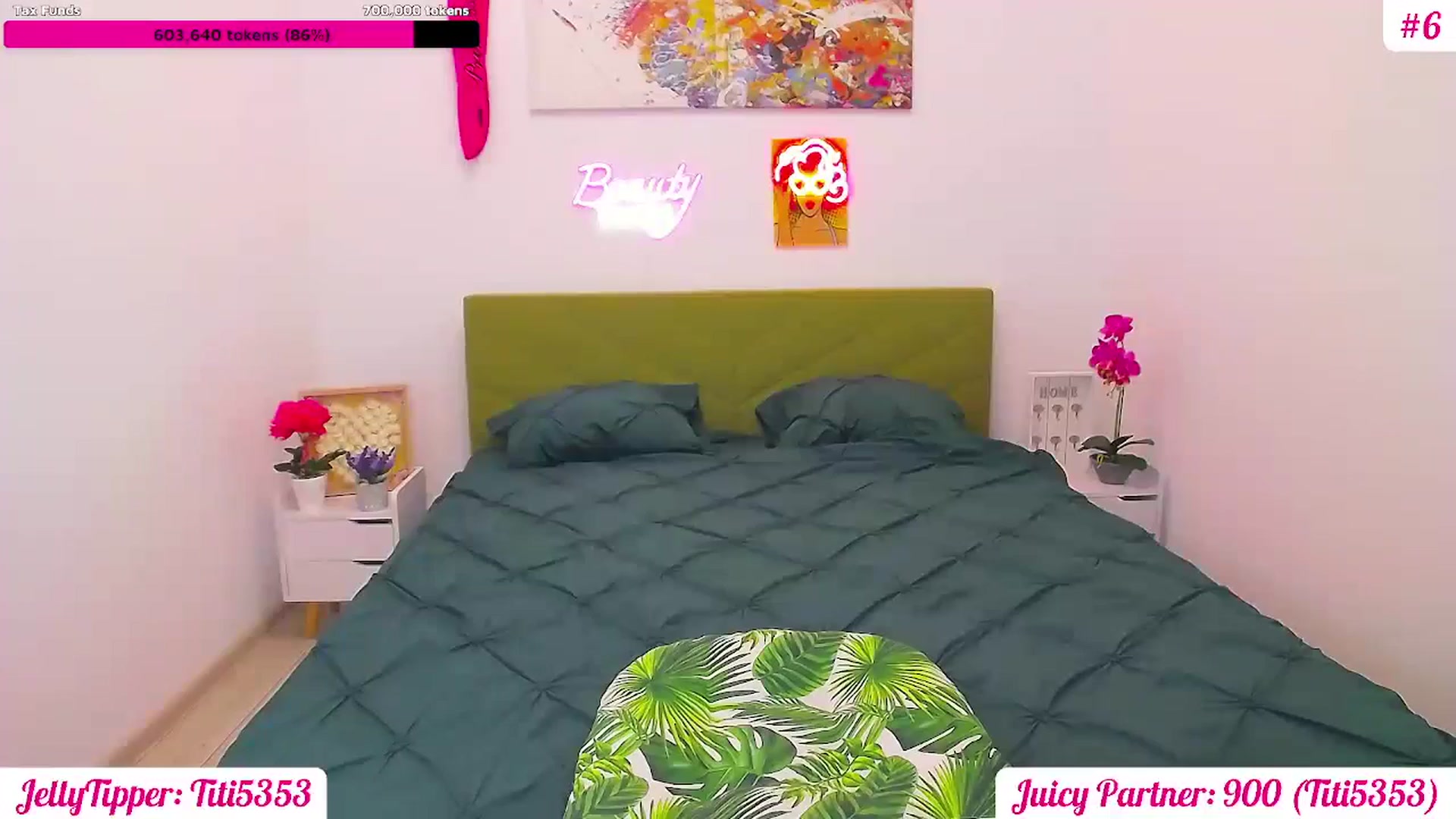 Gallery image thumbnail from JuicyJelly's myfreecams stream on, 06/06/2025, 15:37 image 17 of 20