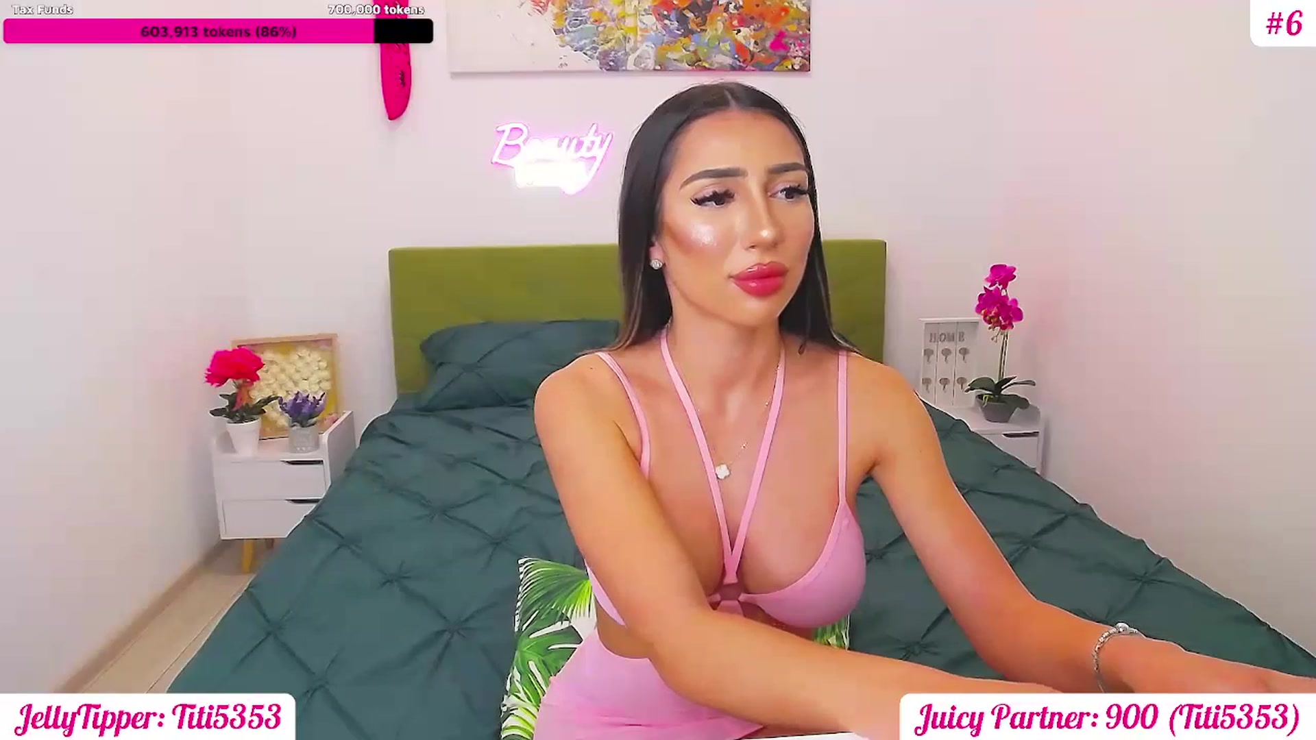 Gallery image thumbnail from JuicyJelly's myfreecams stream on, 06/06/2025, 17:29 image 9 of 20