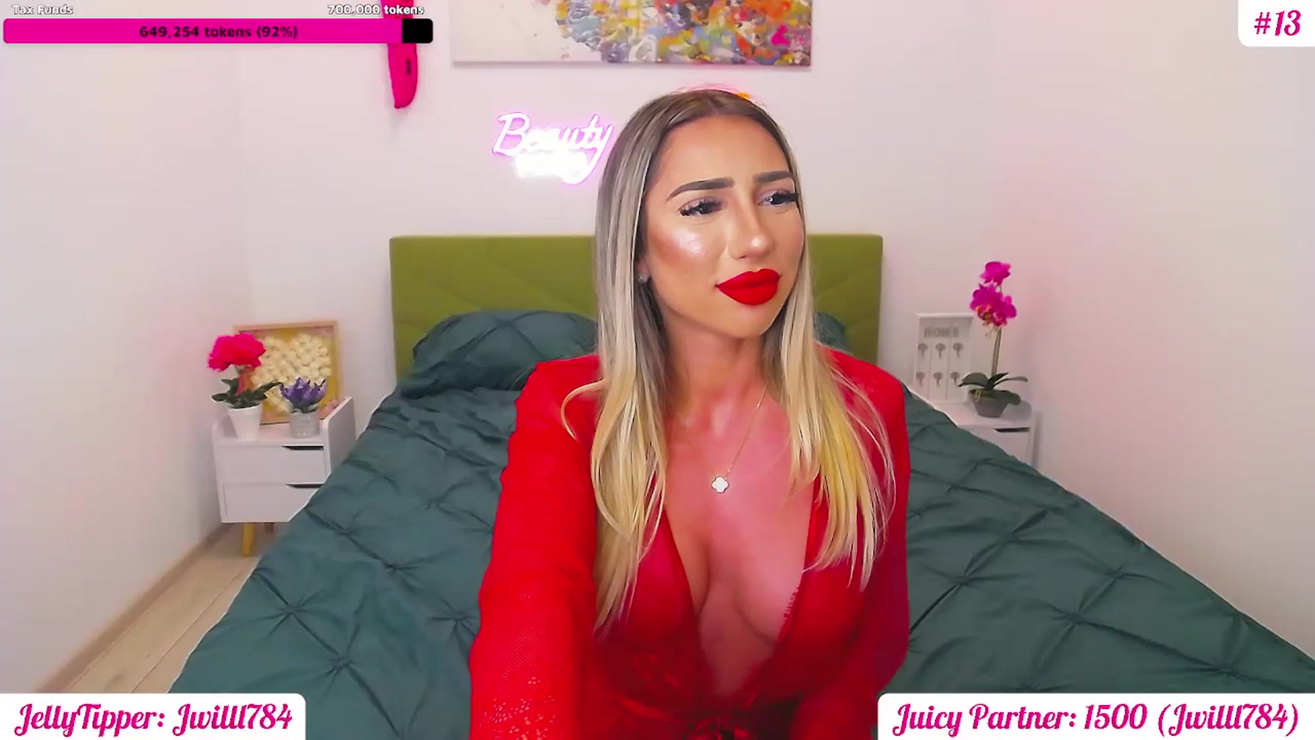 Gallery image thumbnail from JuicyJelly's myfreecams stream on, 06/11/2025, 17:53 image 20 of 20