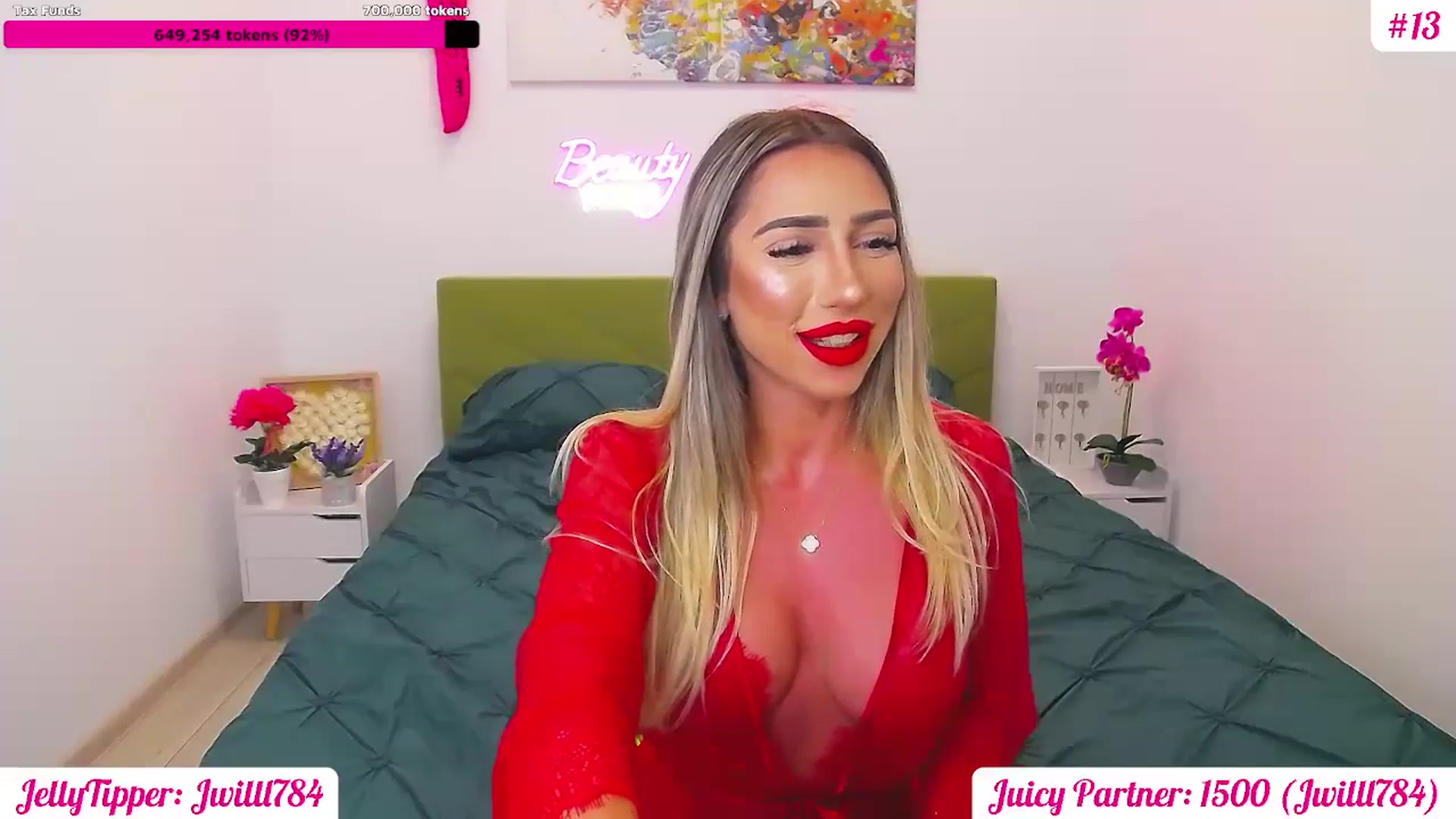 Gallery image thumbnail from JuicyJelly's myfreecams stream on, 06/11/2025, 17:53 image 3 of 20