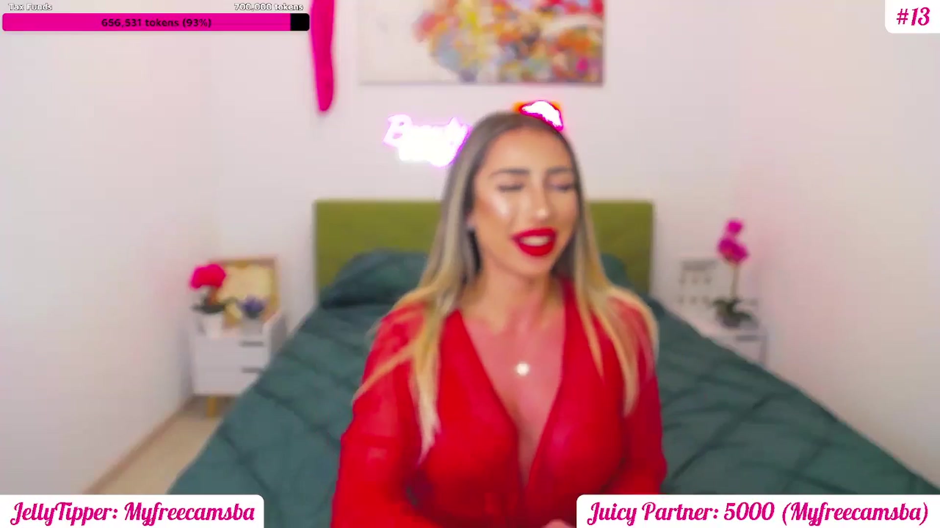 Gallery image thumbnail from JuicyJelly's myfreecams stream on, 06/11/2025, 18:43 image 18 of 20