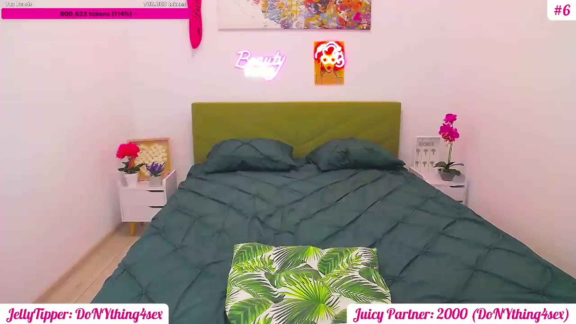 Gallery image thumbnail from JuicyJelly's myfreecams stream on, 06/14/2025, 16:01 image 15 of 20