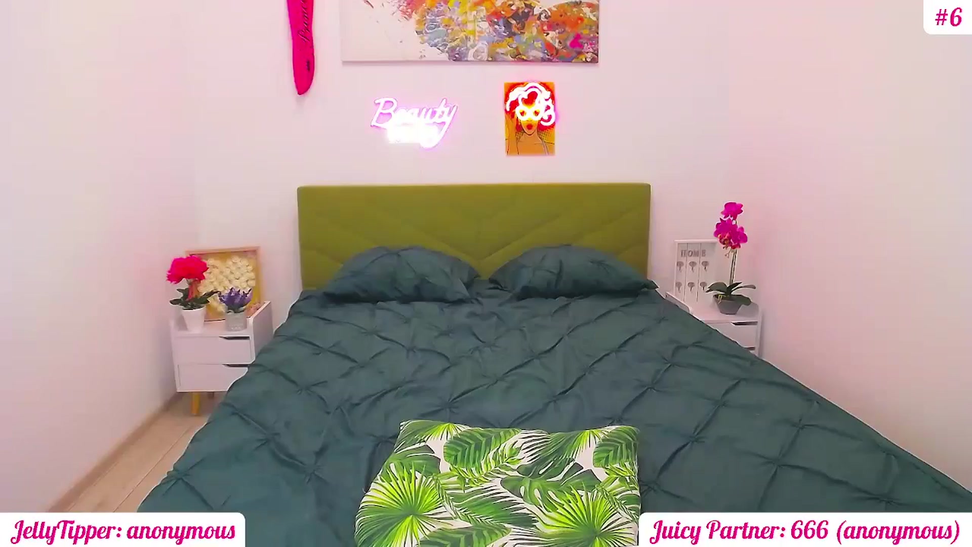 Gallery image thumbnail from JuicyJelly's myfreecams stream on, 06/15/2025, 16:56 image 11 of 20