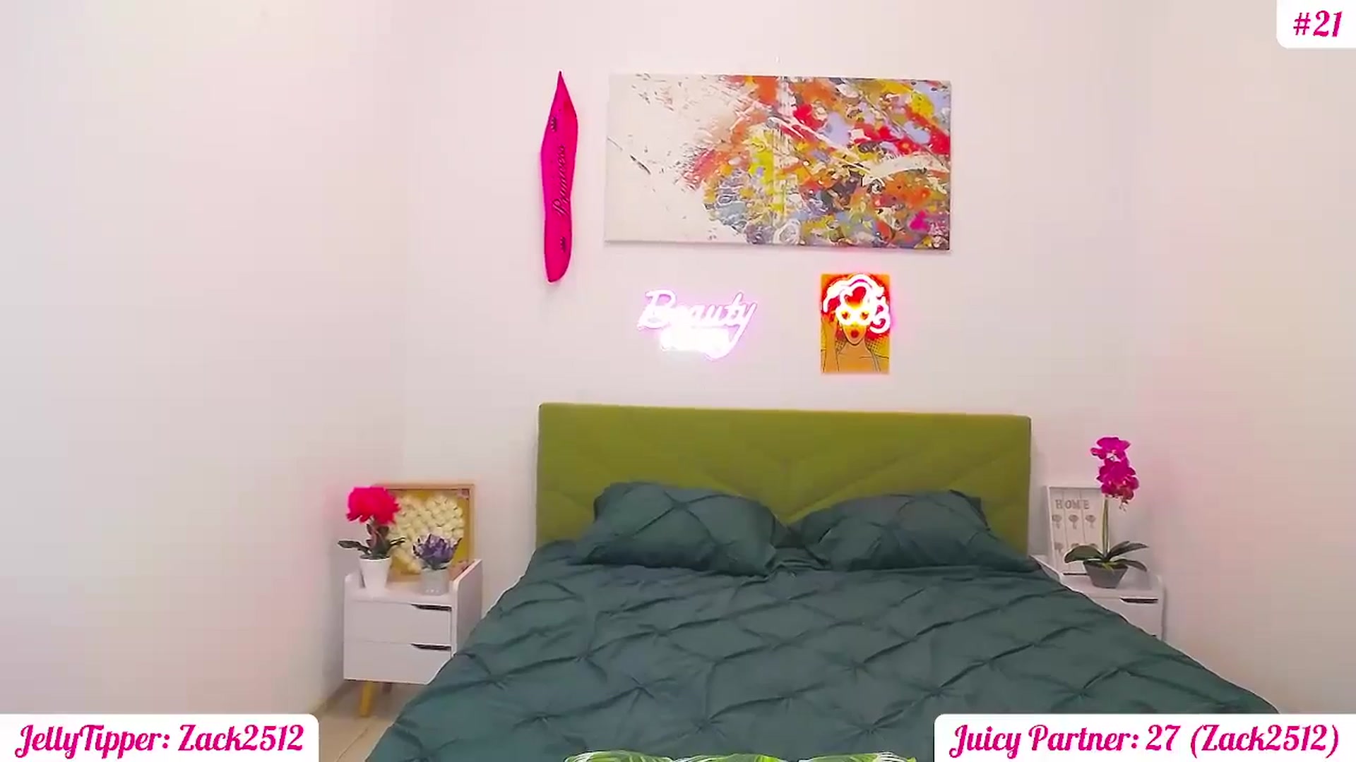 Gallery image thumbnail from JuicyJelly's myfreecams stream on, 06/30/2025, 15:17 image 13 of 20