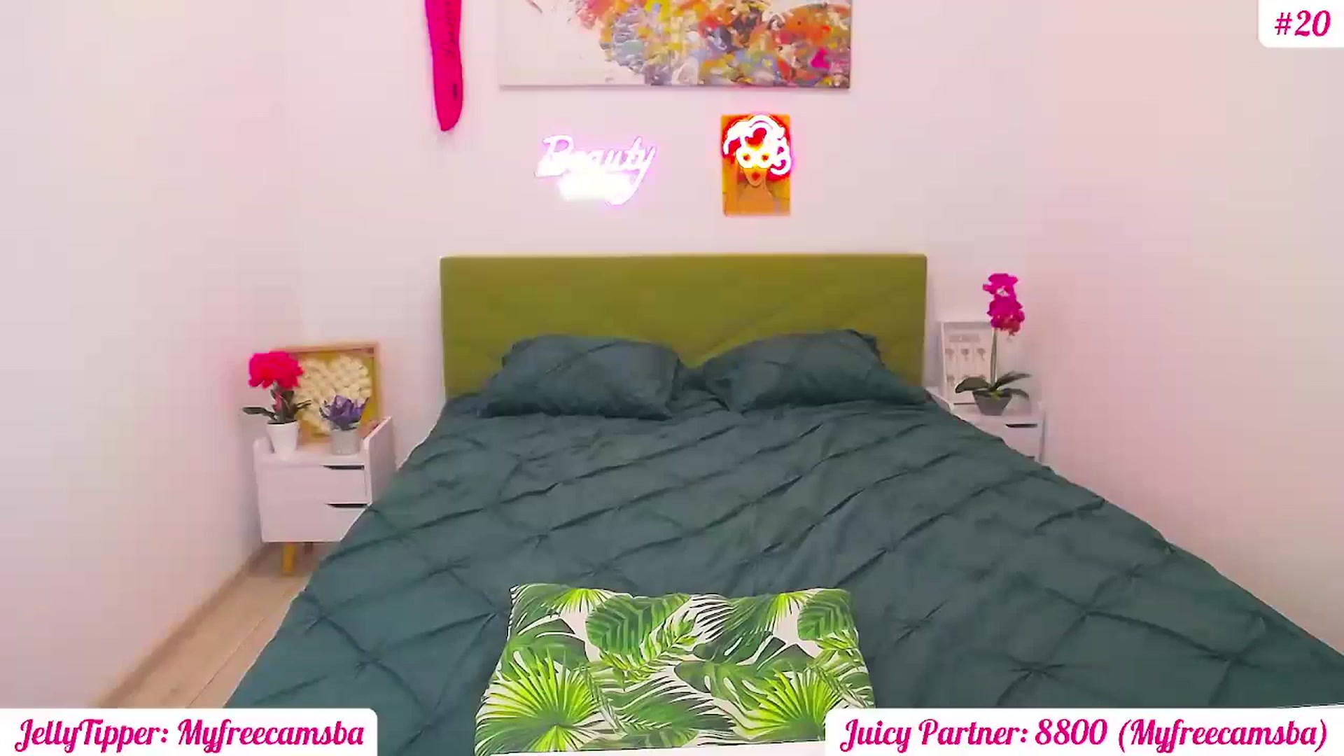 Gallery image thumbnail from JuicyJelly's myfreecams stream on, 06/30/2025, 18:12 image 20 of 20