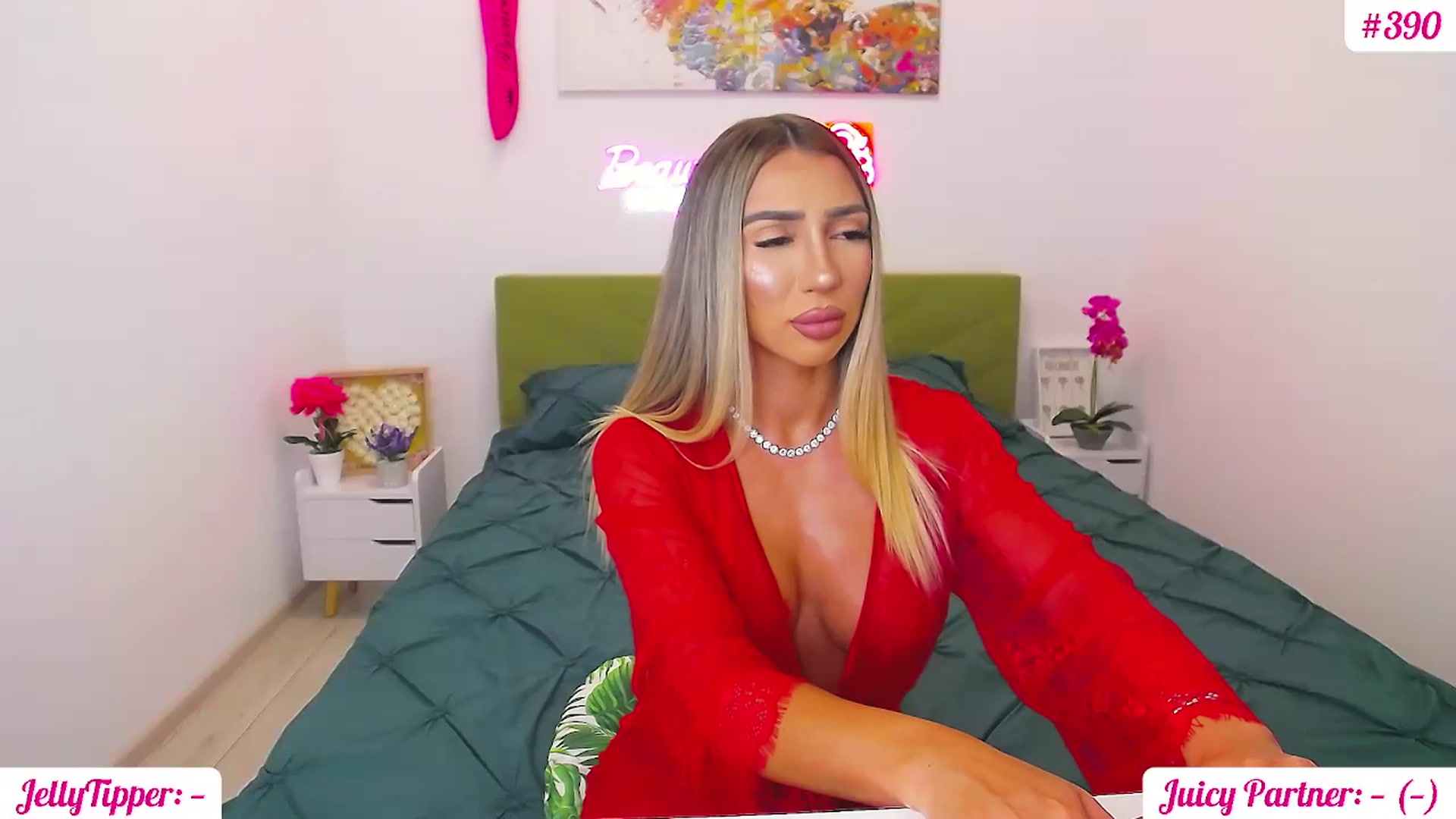 Gallery image thumbnail from JuicyJelly's myfreecams stream on, 07/07/2025, 15:46 image 10 of 20