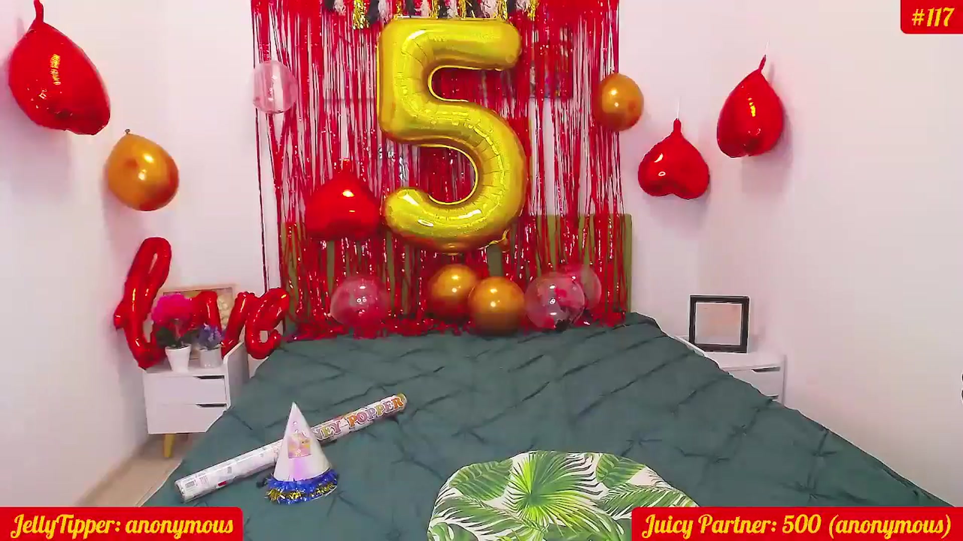 Gallery image thumbnail from JuicyJelly's myfreecams stream on, 07/15/2025, 18:37 image 13 of 20