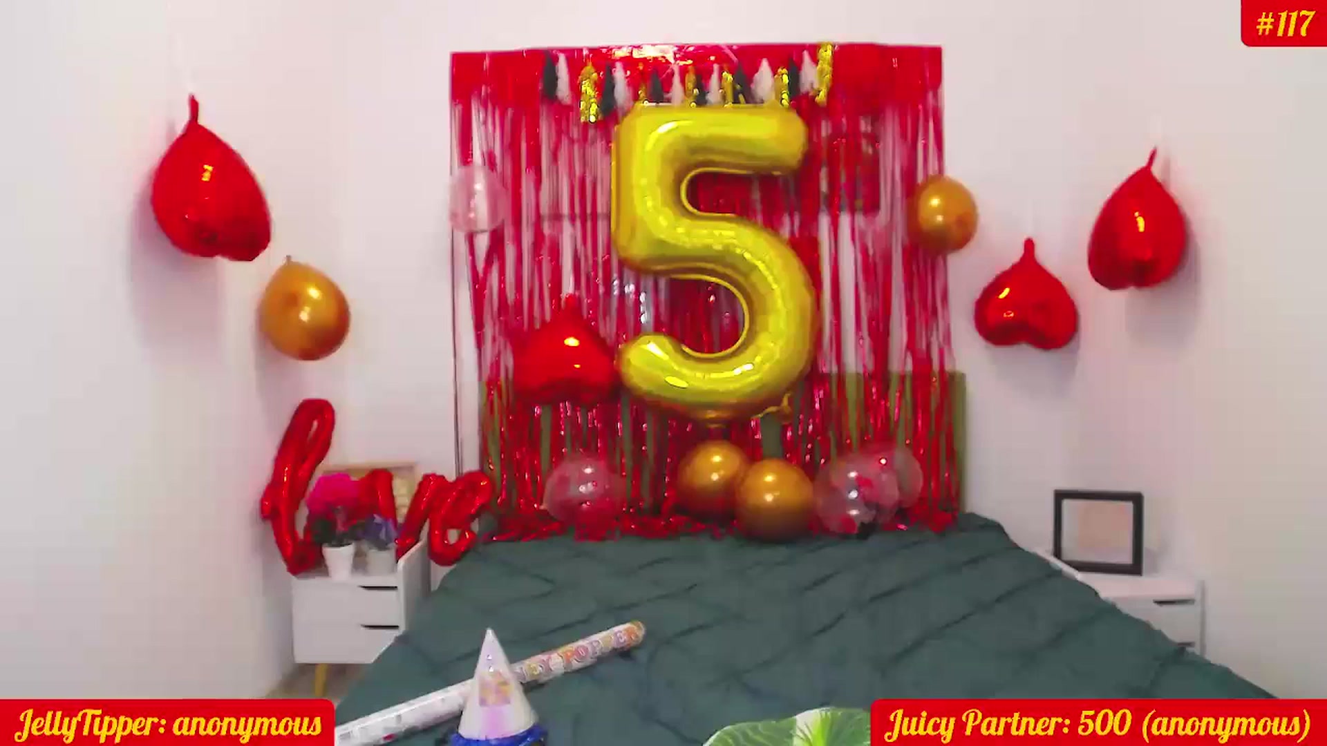 Gallery image thumbnail from JuicyJelly's myfreecams stream on, 07/15/2025, 18:37 image 15 of 20
