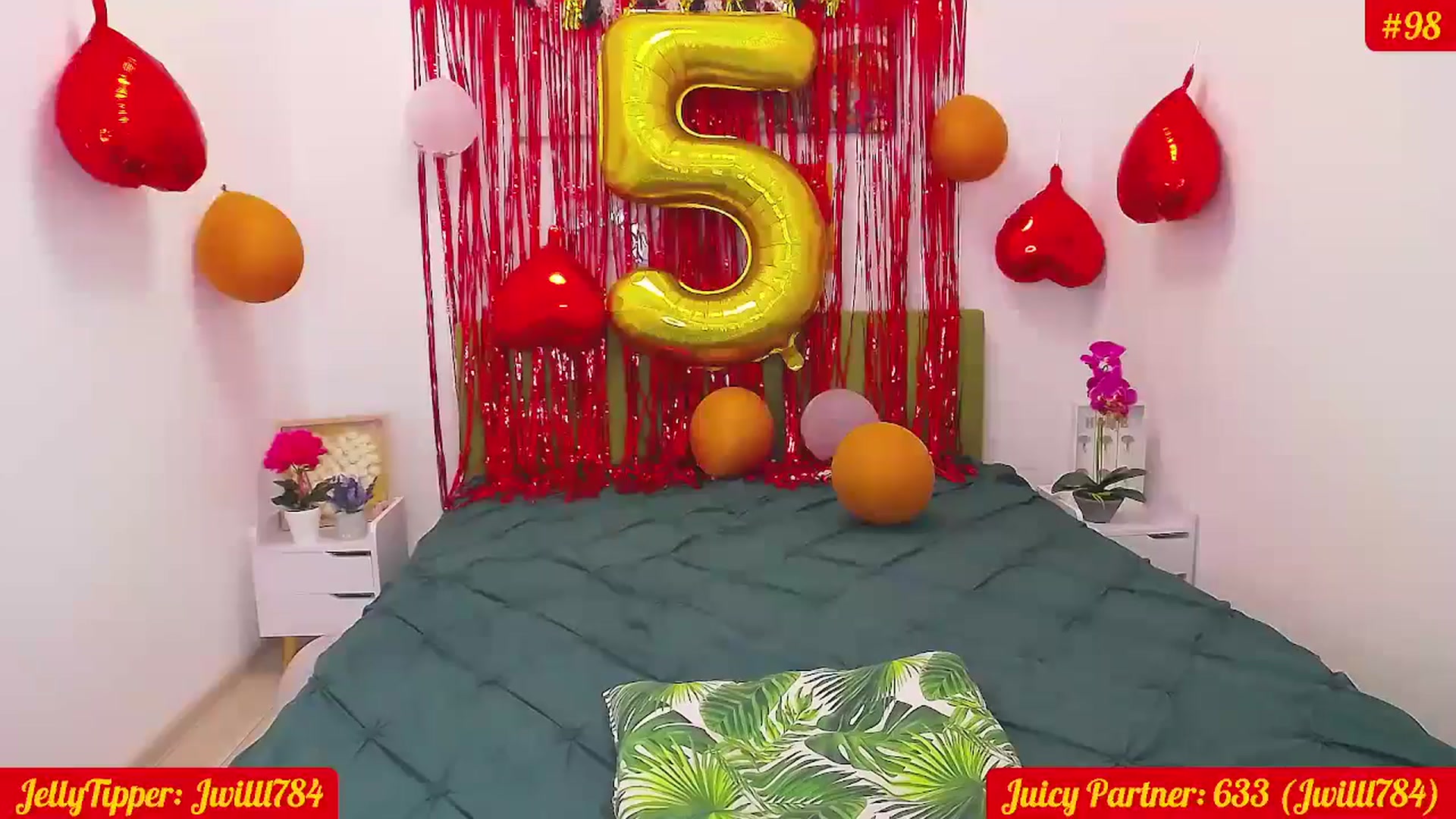 Gallery image thumbnail from JuicyJelly's myfreecams stream on, 07/17/2025, 18:27 image 14 of 20