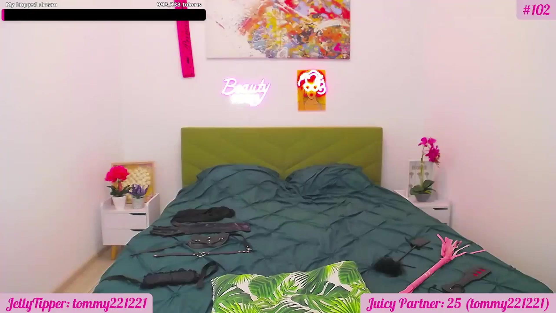 Gallery image thumbnail from JuicyJelly's myfreecams stream on, 07/25/2025, 18:18 image 5 of 20