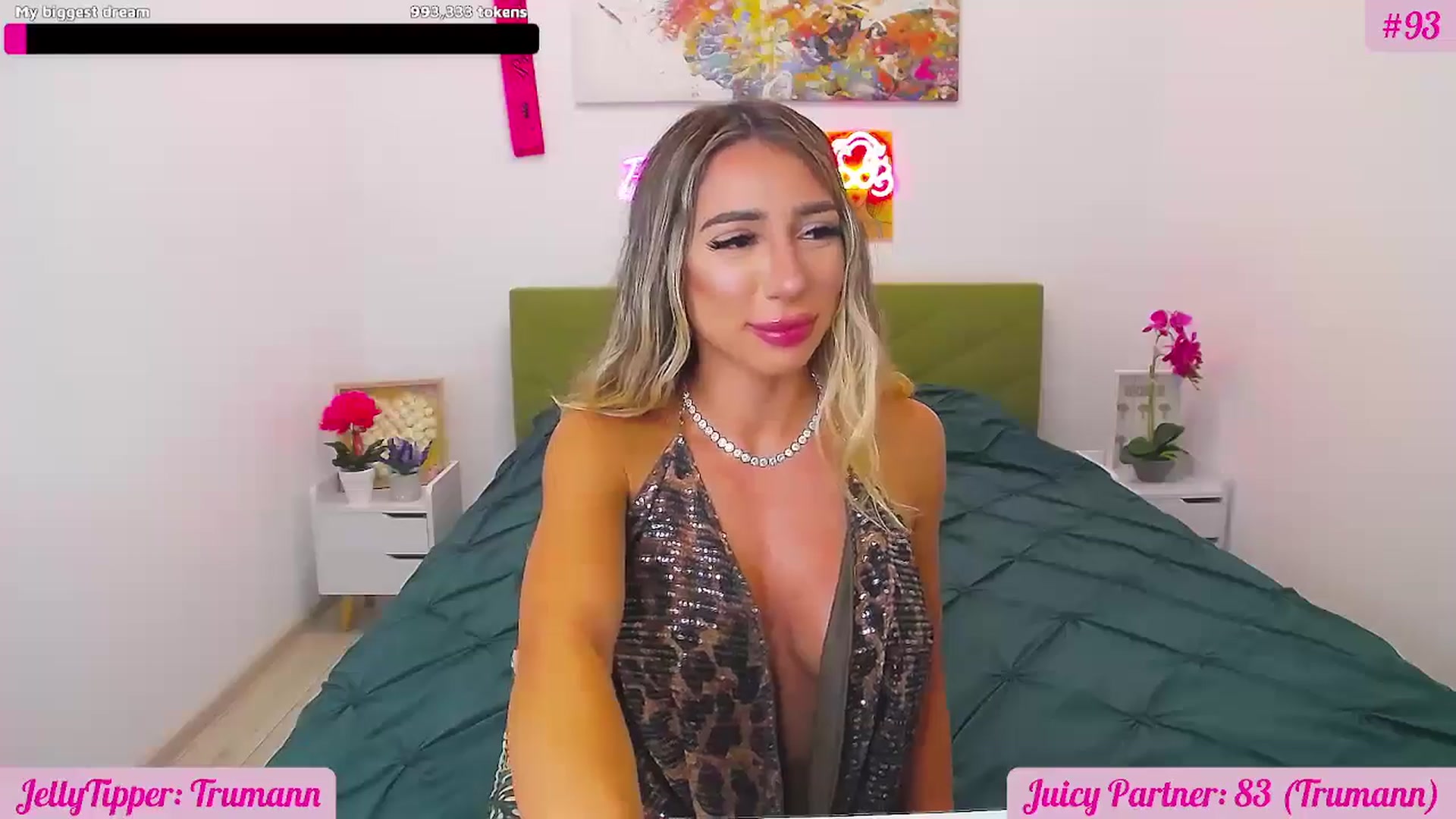 Gallery image thumbnail from JuicyJelly's myfreecams stream on, 07/28/2025, 18:07 image 13 of 20