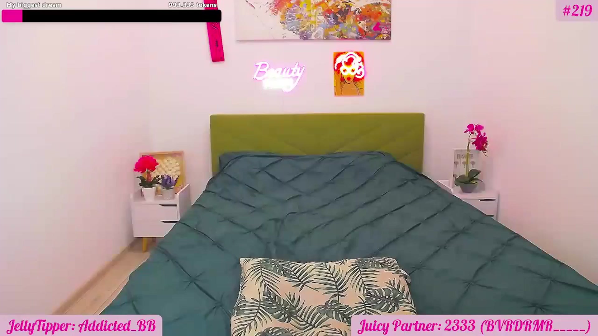 Gallery image thumbnail from JuicyJelly's myfreecams stream on, 08/02/2025, 17:55 image 11 of 20
