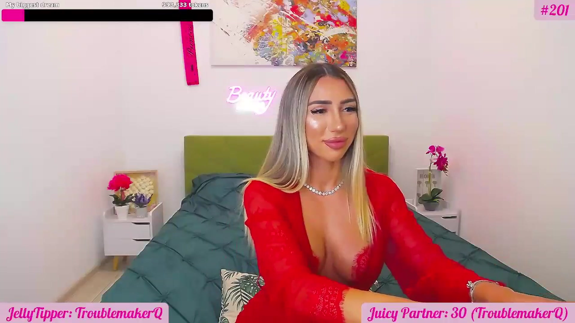 Gallery image thumbnail from JuicyJelly's myfreecams stream on, 08/04/2025, 17:28 image 17 of 20