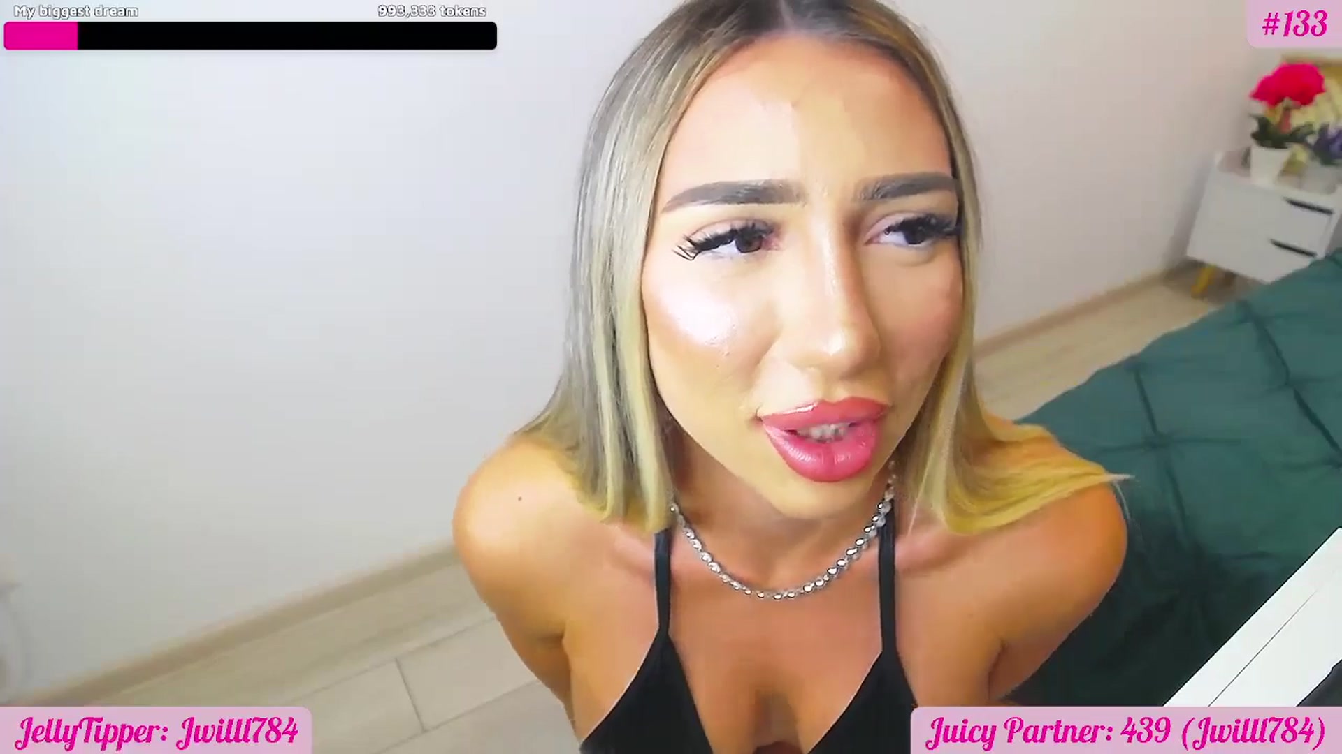 Gallery image thumbnail from JuicyJelly's myfreecams stream on, 08/09/2025, 15:22 image 20 of 20