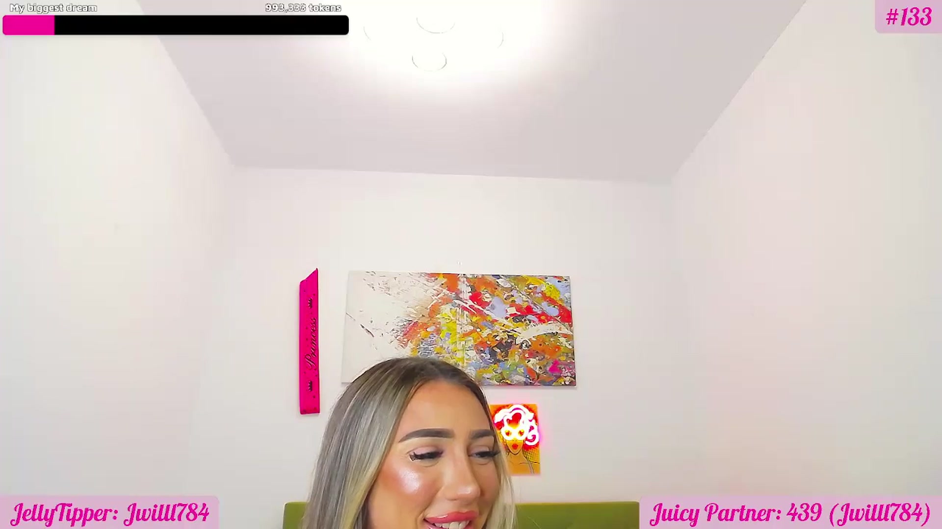 Gallery image thumbnail from JuicyJelly's myfreecams stream on, 08/09/2025, 15:22 image 16 of 20