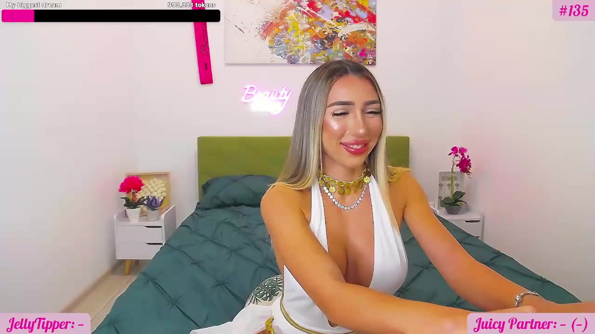 Gallery image thumbnail from JuicyJelly's myfreecams stream on, 08/09/2025, 15:22 image 3 of 20