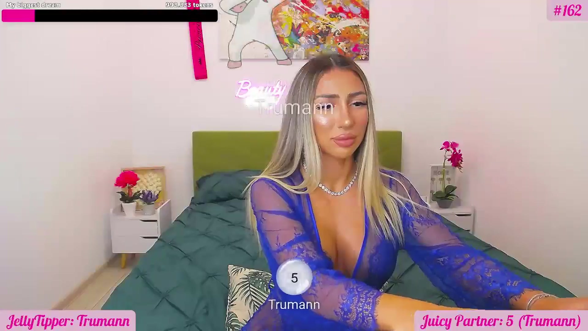 Gallery image thumbnail from JuicyJelly's myfreecams stream on, 08/11/2025, 14:59 image 15 of 20