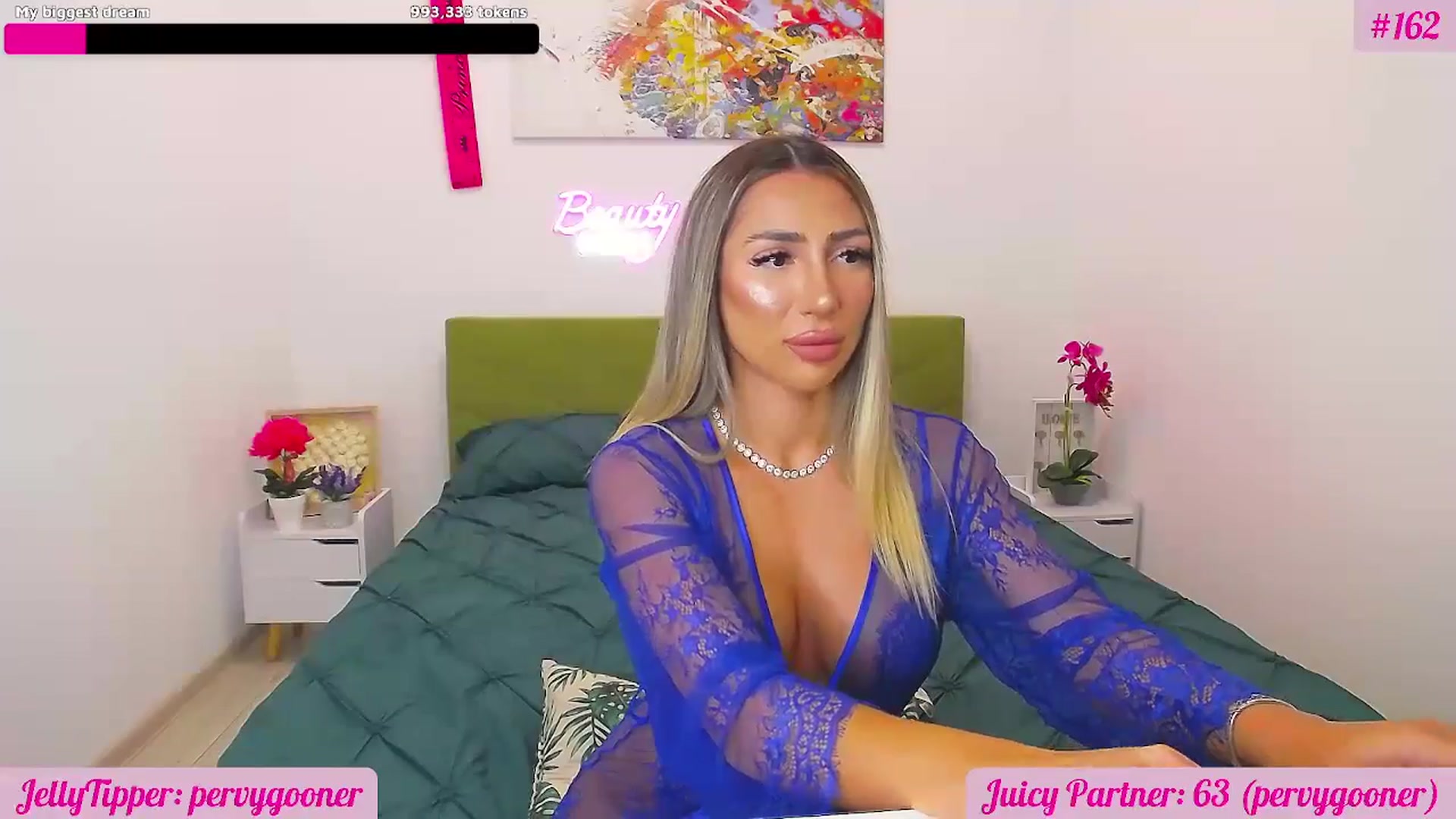 Gallery image thumbnail from JuicyJelly's myfreecams stream on, 08/11/2025, 18:07 image 6 of 20