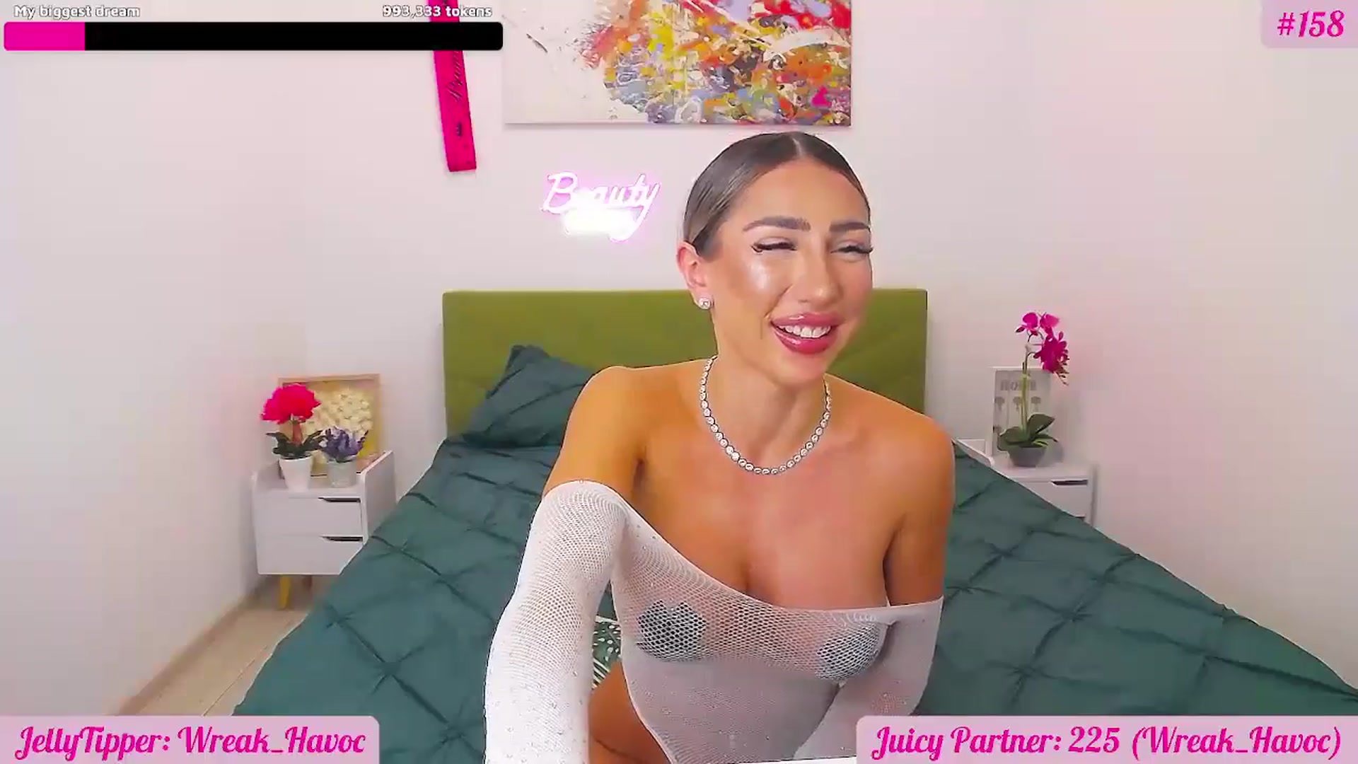 Gallery image thumbnail from JuicyJelly's myfreecams stream on, 08/13/2025, 16:19 image 7 of 20