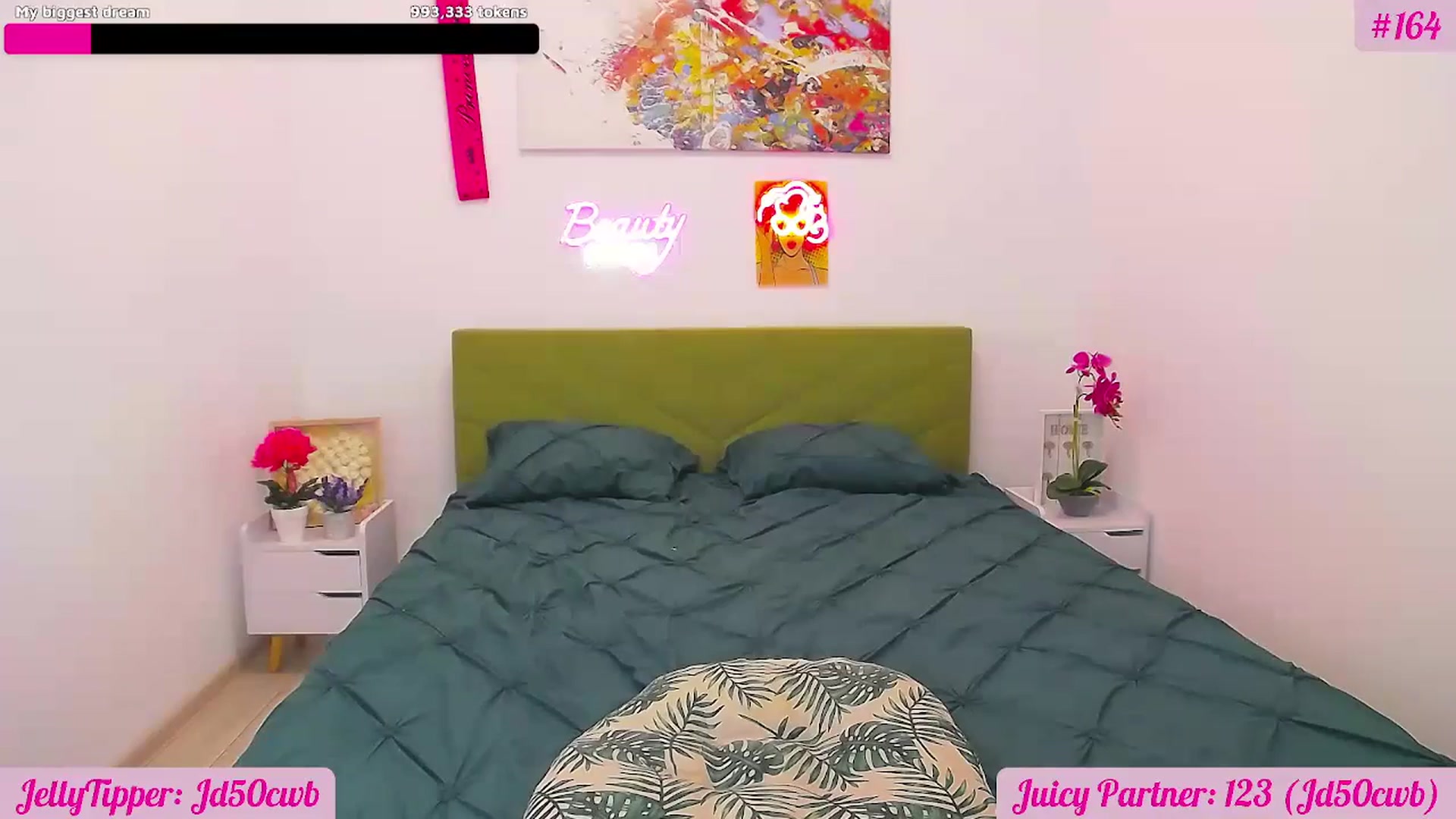 Gallery image thumbnail from JuicyJelly's myfreecams stream on, 08/14/2025, 14:55 image 18 of 20