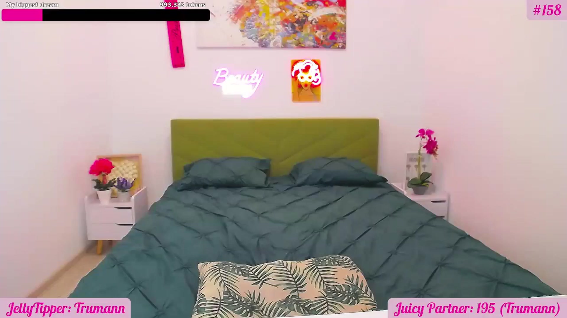 Gallery image thumbnail from JuicyJelly's myfreecams stream on, 08/19/2025, 18:33 image 15 of 20