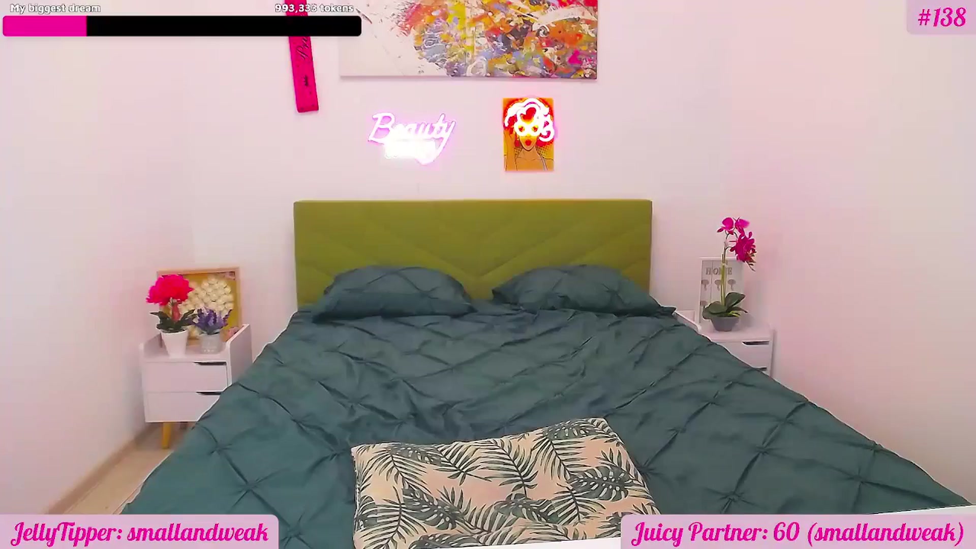 Gallery image thumbnail from JuicyJelly's myfreecams stream on, 08/25/2025, 18:17 image 17 of 20