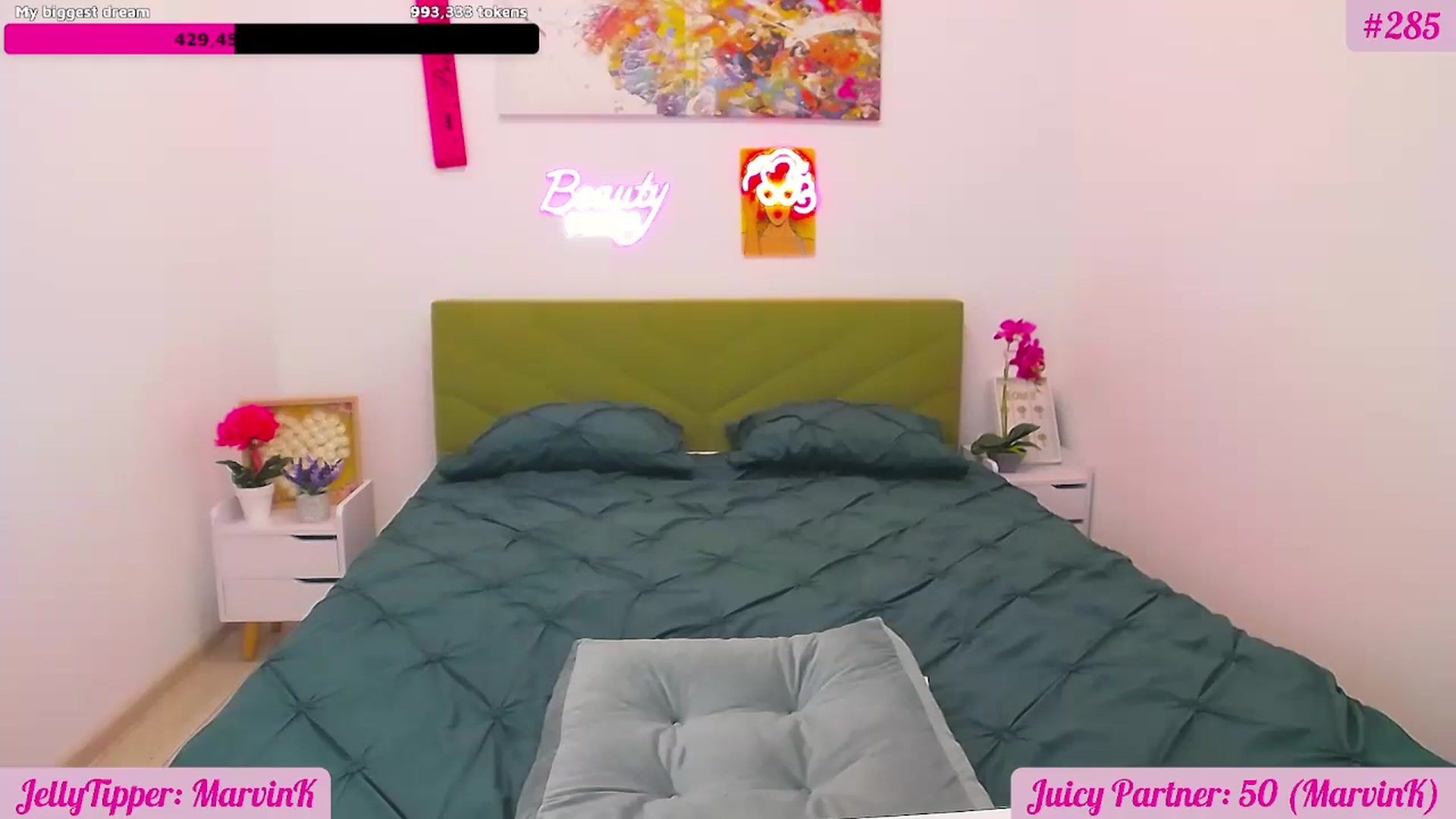 Gallery image thumbnail from JuicyJelly's myfreecams stream on, 10/09/2025, 15:59 image 16 of 20