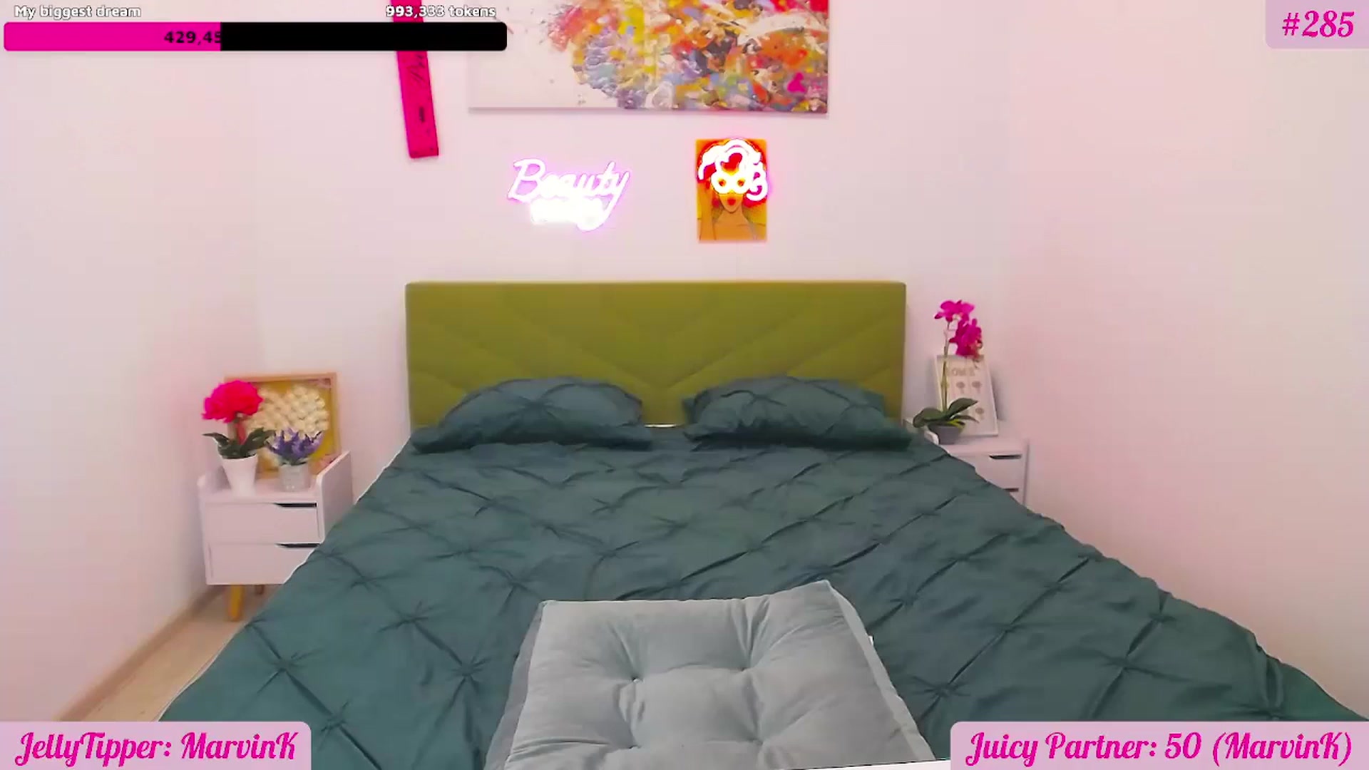 Gallery image thumbnail from JuicyJelly's myfreecams stream on, 10/09/2025, 15:59 image 17 of 20