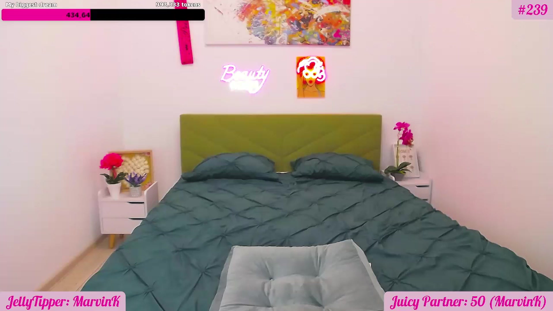 Gallery image thumbnail from JuicyJelly's myfreecams stream on, 10/09/2025, 17:35 image 16 of 20