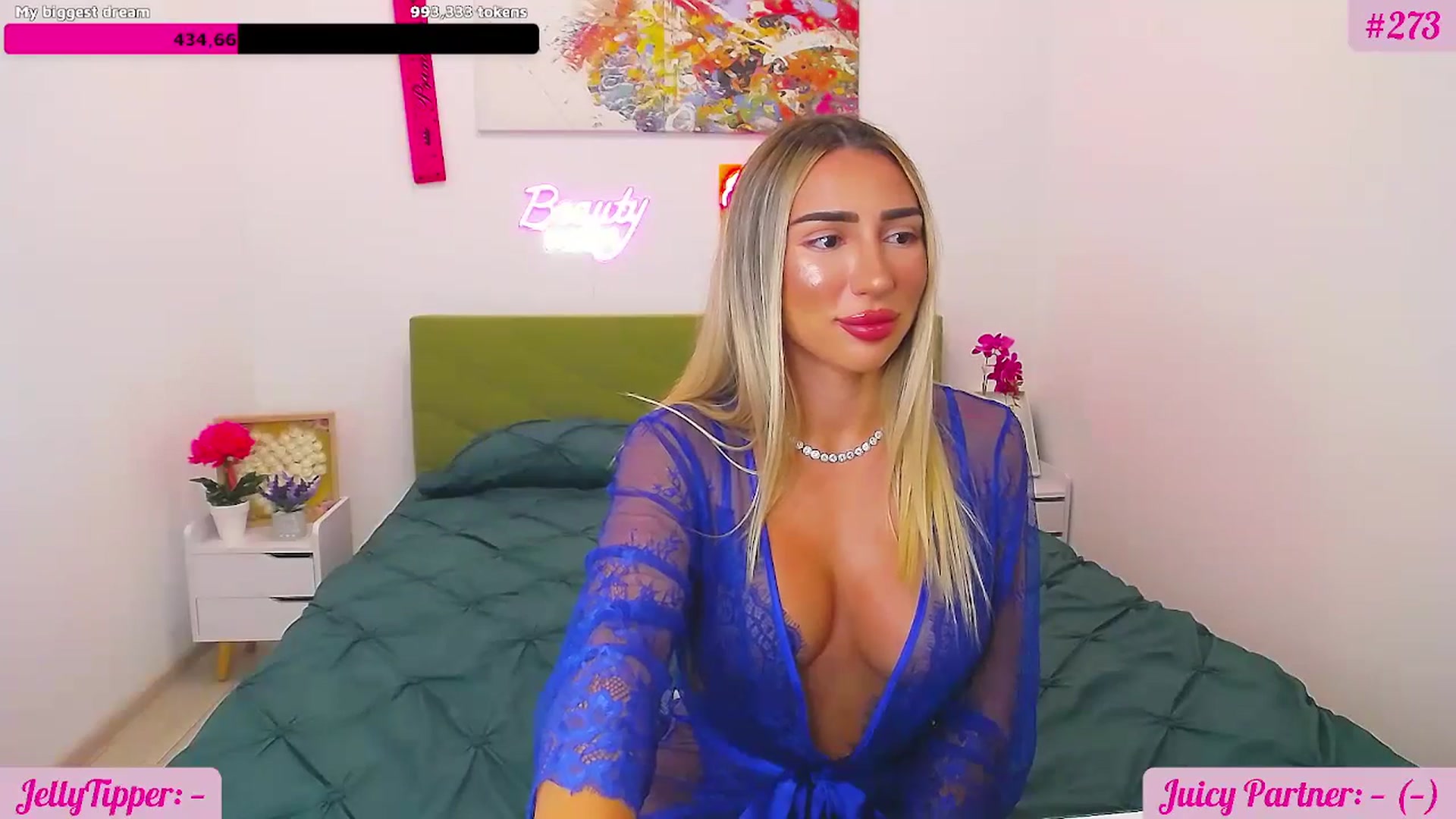 Gallery image thumbnail from JuicyJelly's myfreecams stream on, 10/10/2025, 15:42 image 10 of 20
