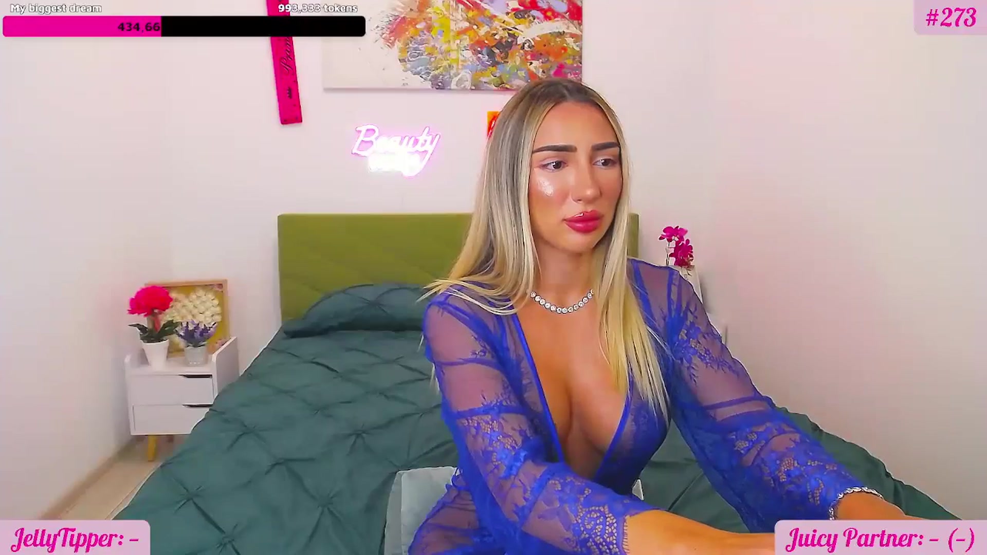 Gallery image thumbnail from JuicyJelly's myfreecams stream on, 10/10/2025, 15:42 image 9 of 20