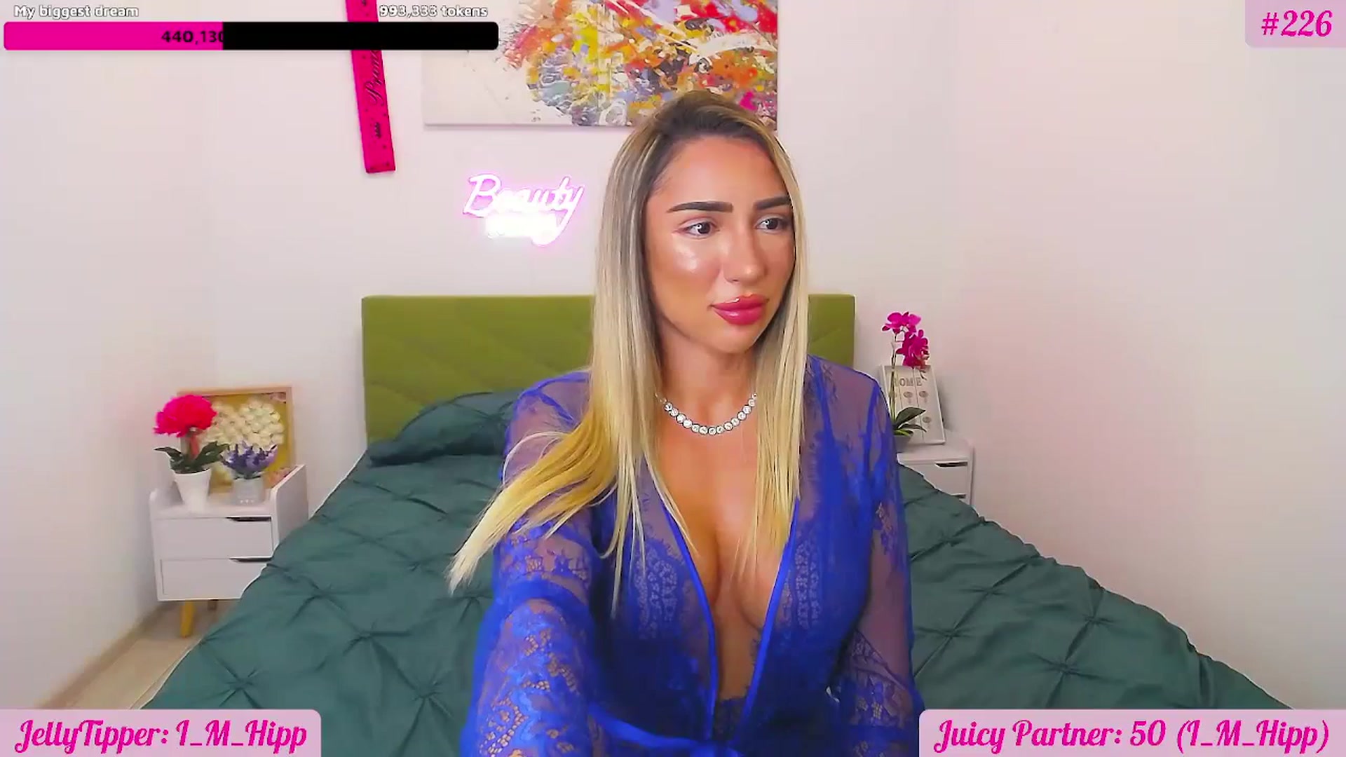 Gallery image thumbnail from JuicyJelly's myfreecams stream on, 10/10/2025, 18:06 image 6 of 20