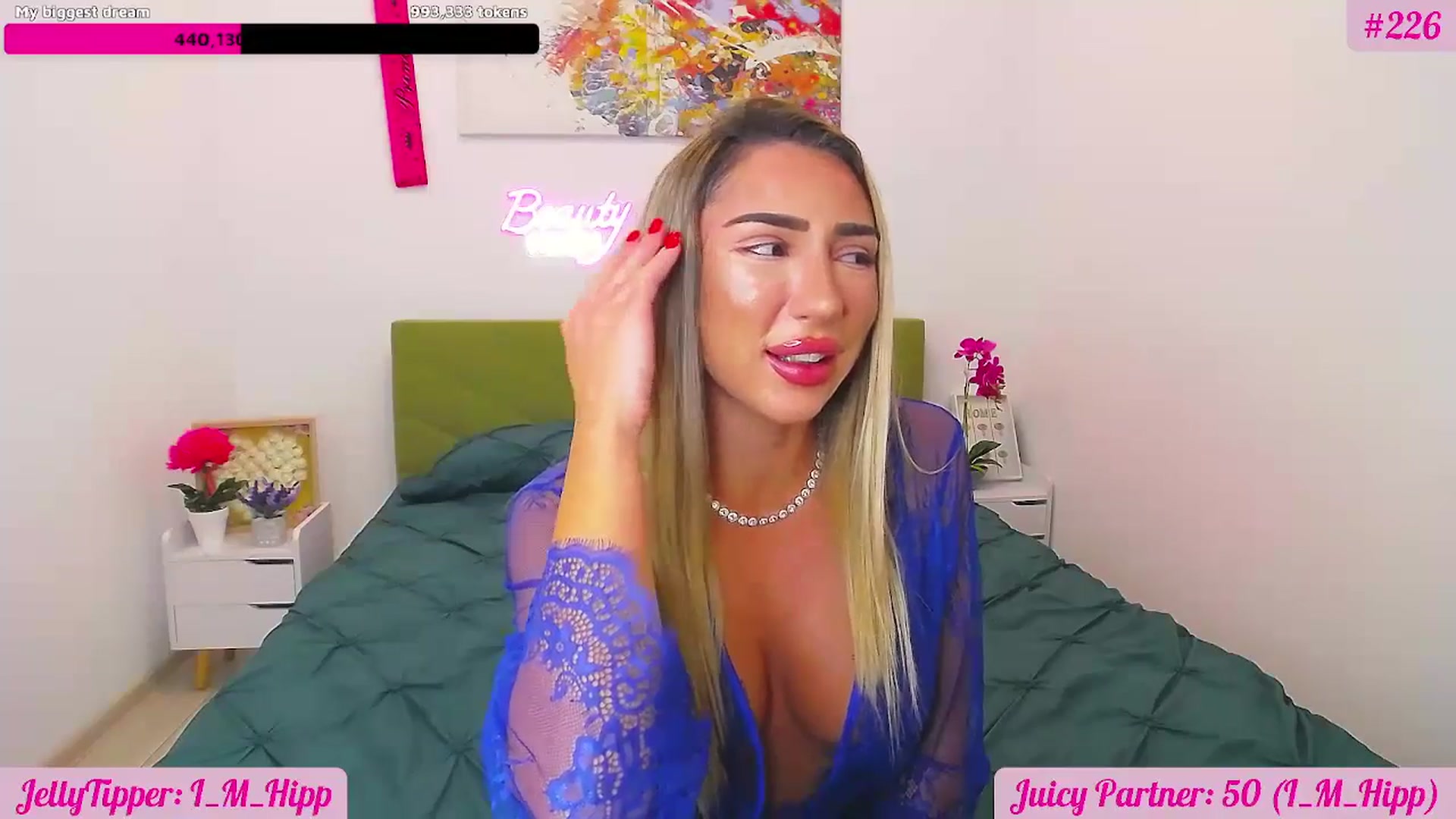 Gallery image thumbnail from JuicyJelly's myfreecams stream on, 10/10/2025, 18:06 image 7 of 20