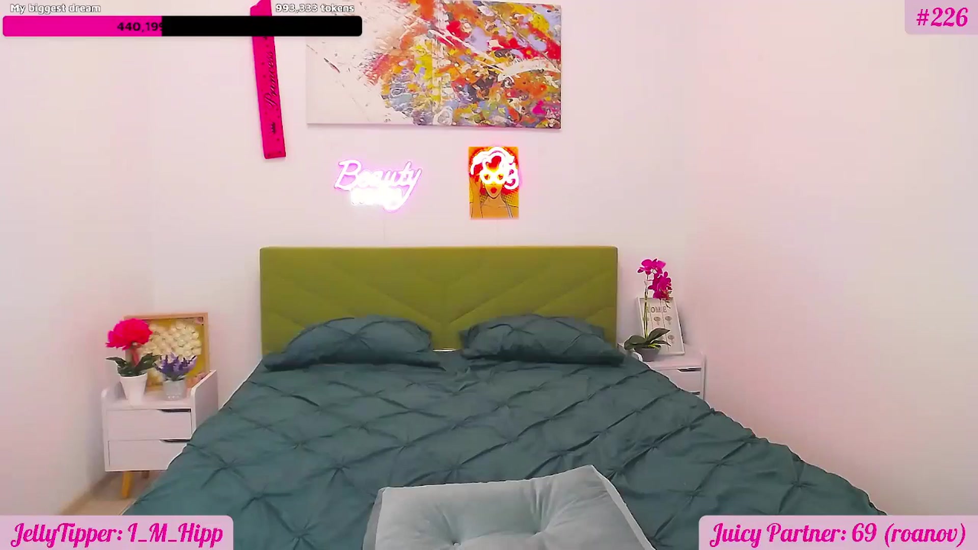 Gallery image thumbnail from JuicyJelly's myfreecams stream on, 10/10/2025, 18:06 image 15 of 20