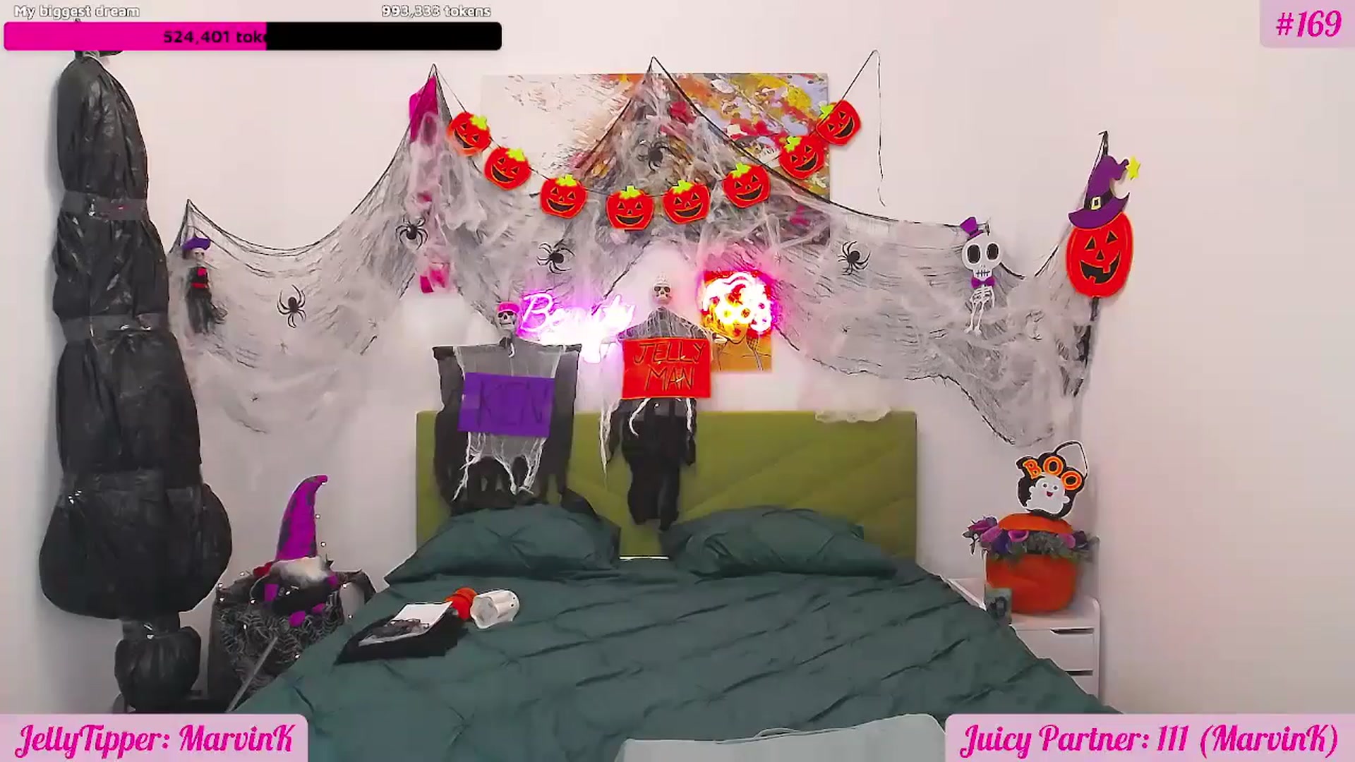Gallery image thumbnail from JuicyJelly's myfreecams stream on, 10/26/2025, 16:47 image 8 of 20