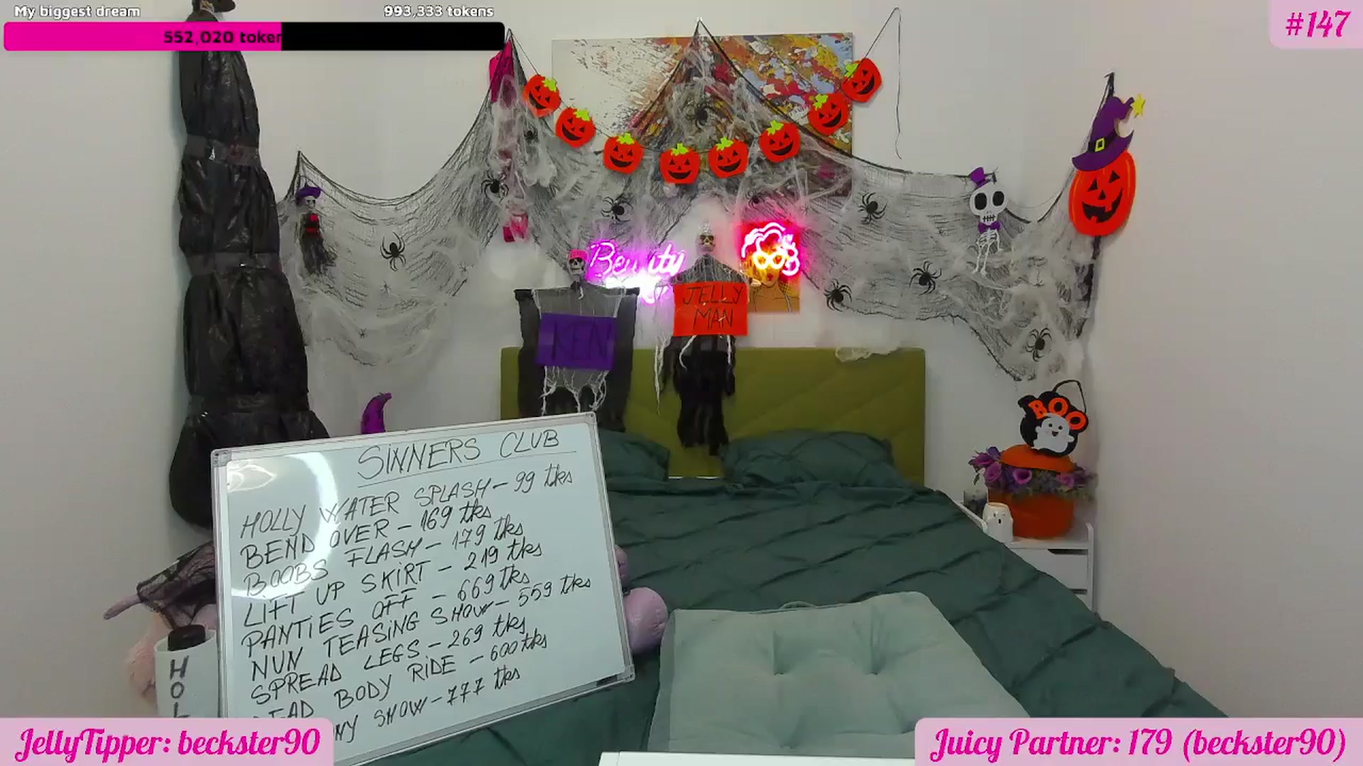 Gallery image thumbnail from JuicyJelly's myfreecams stream on, 10/28/2025, 16:53 image 13 of 20