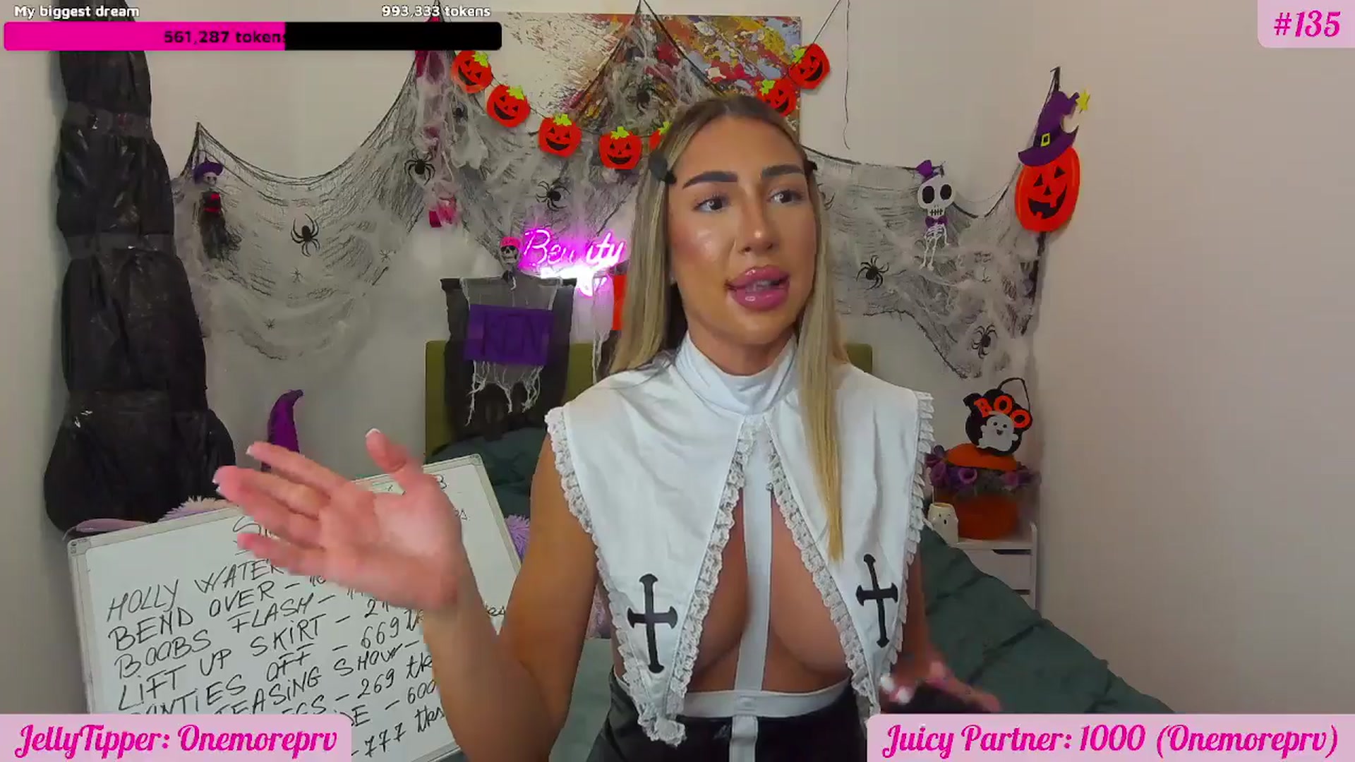 Gallery image thumbnail from JuicyJelly's myfreecams stream on, 10/28/2025, 18:31 image 20 of 20