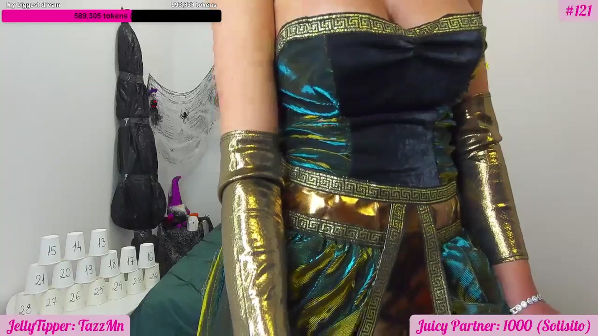 Gallery image thumbnail from JuicyJelly's myfreecams stream on, 10/31/2025, 19:16 image 12 of 20