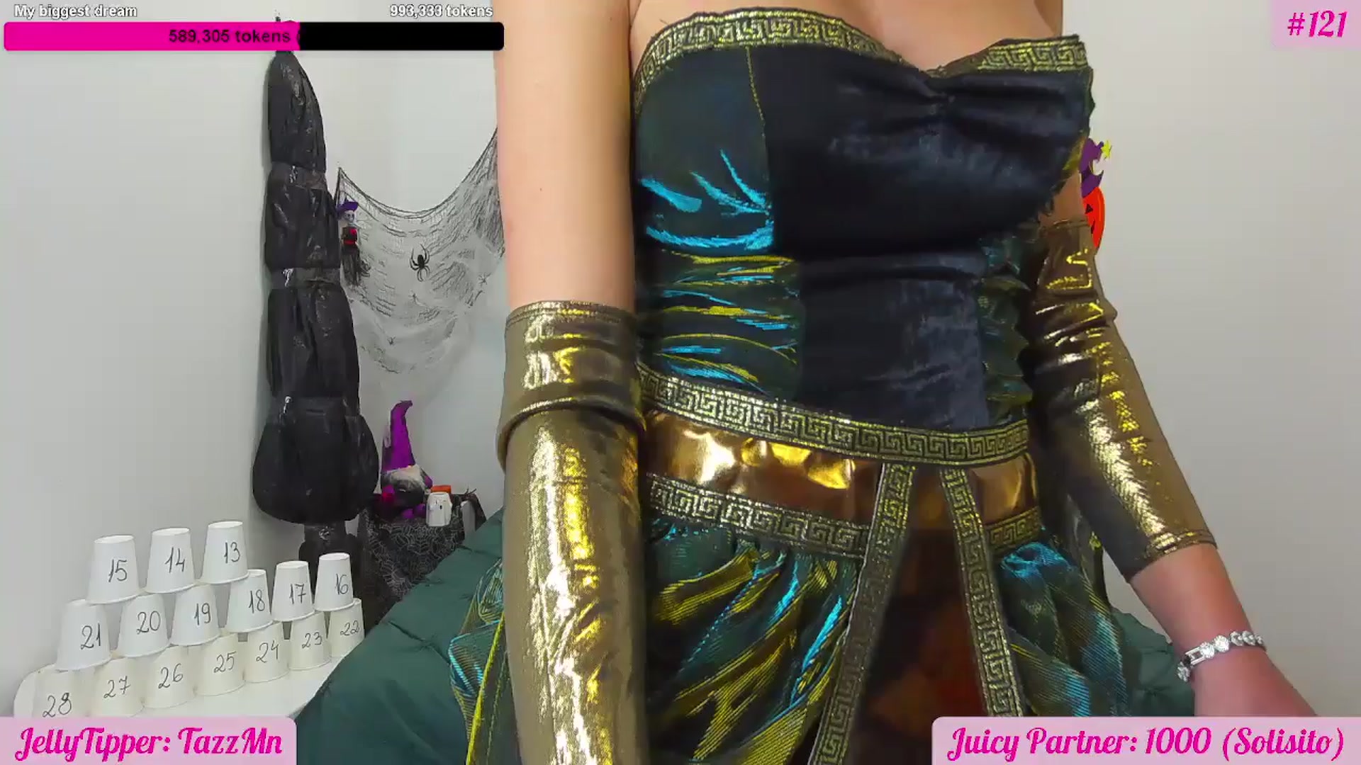 Gallery image thumbnail from JuicyJelly's myfreecams stream on, 10/31/2025, 19:16 image 14 of 20